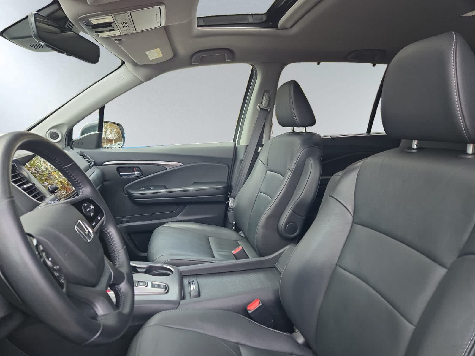 used 2021 Honda Pilot car, priced at $27,498