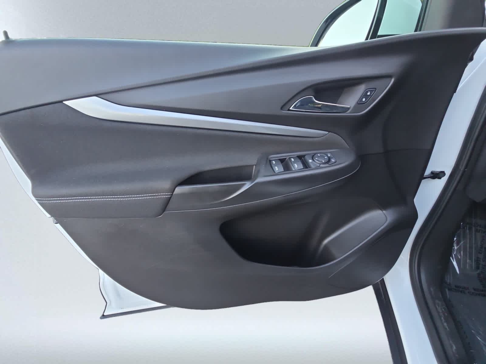 used 2023 Chevrolet Bolt EUV car, priced at $20,898
