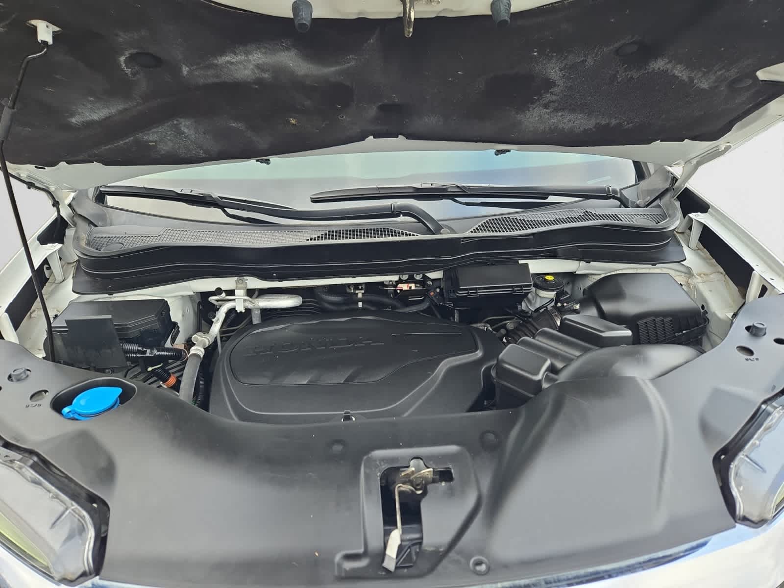 used 2021 Honda Pilot car, priced at $27,498