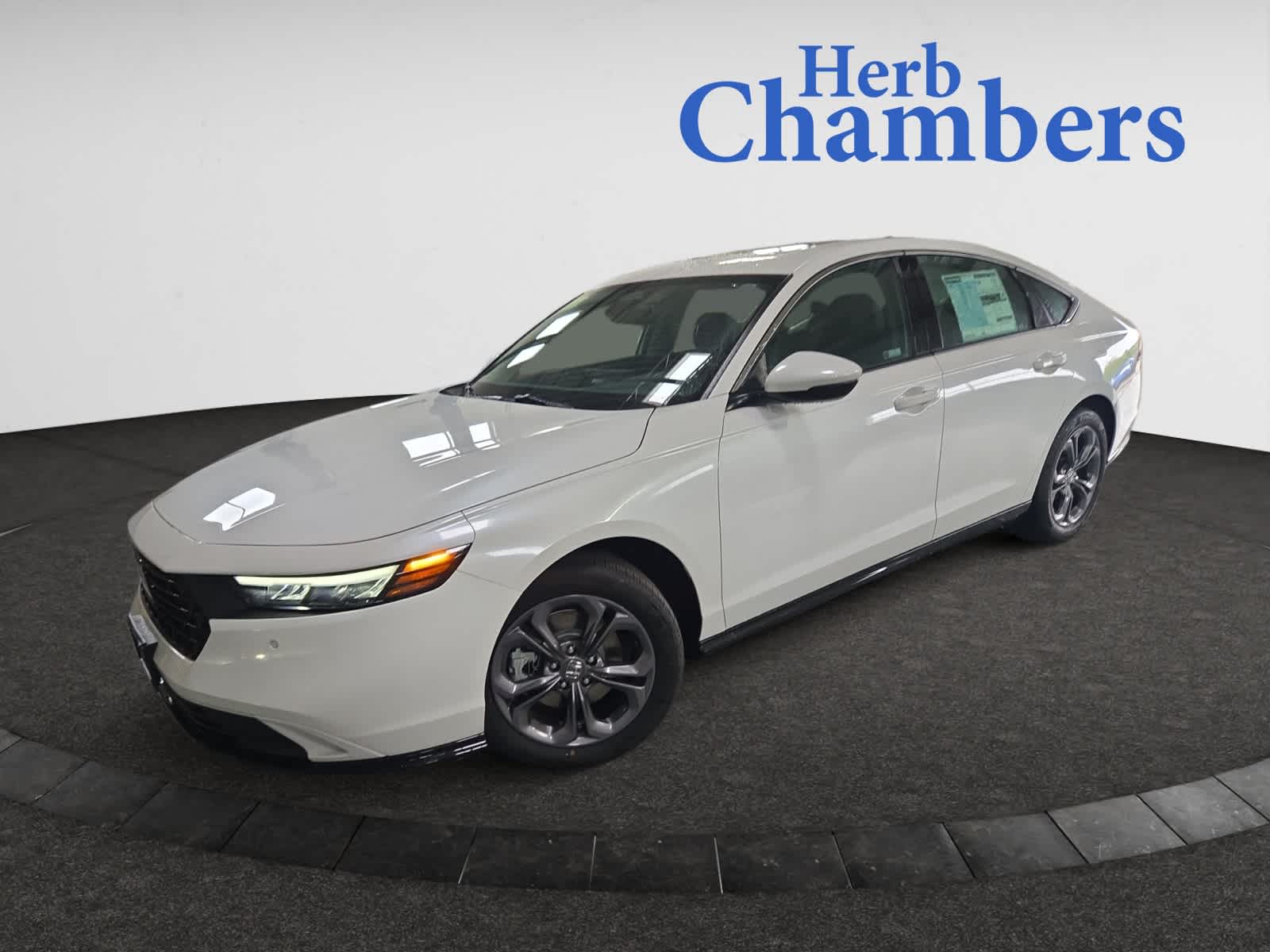 new 2025 Honda Accord Hybrid car