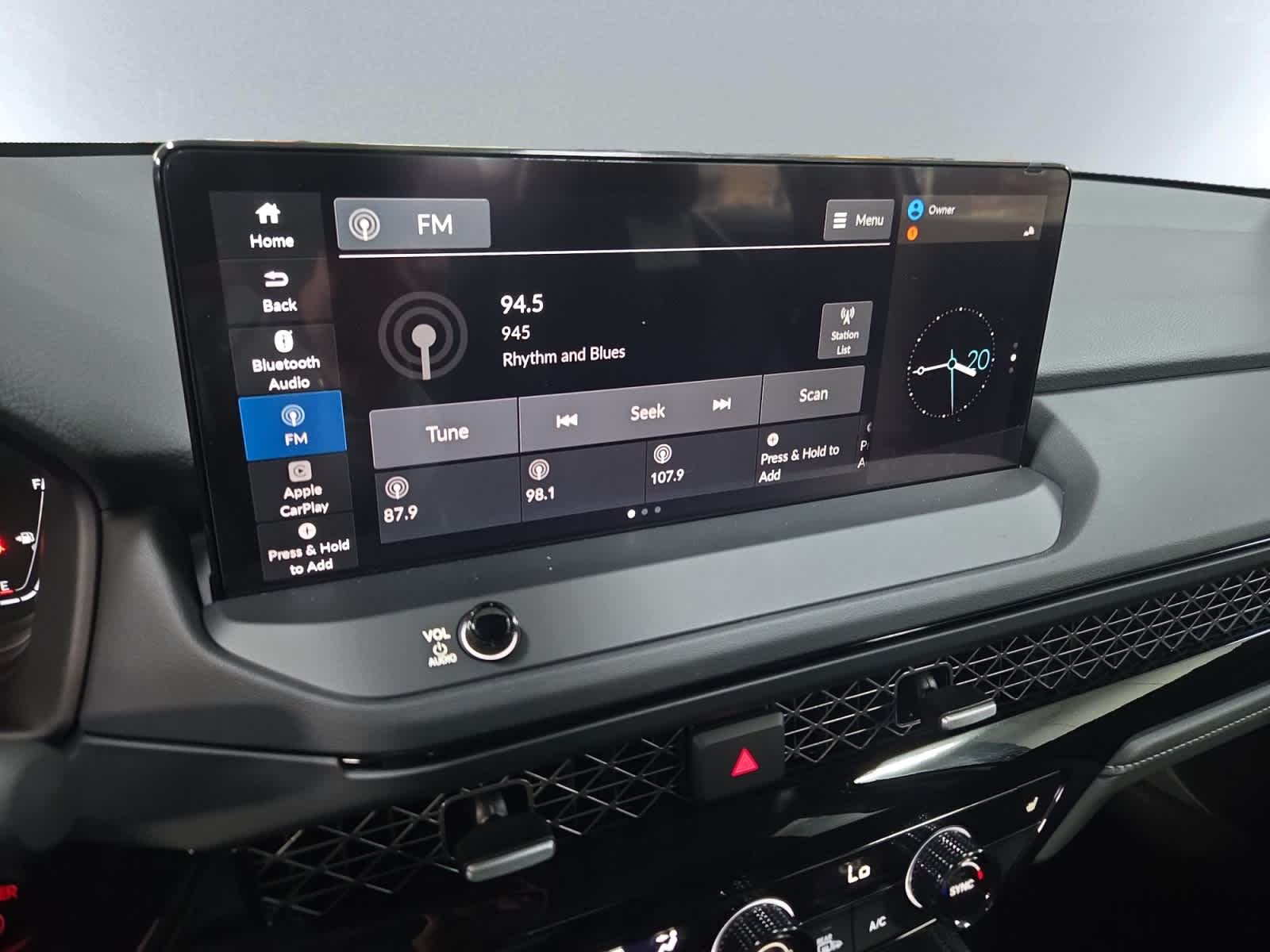 new 2025 Honda Accord Hybrid car
