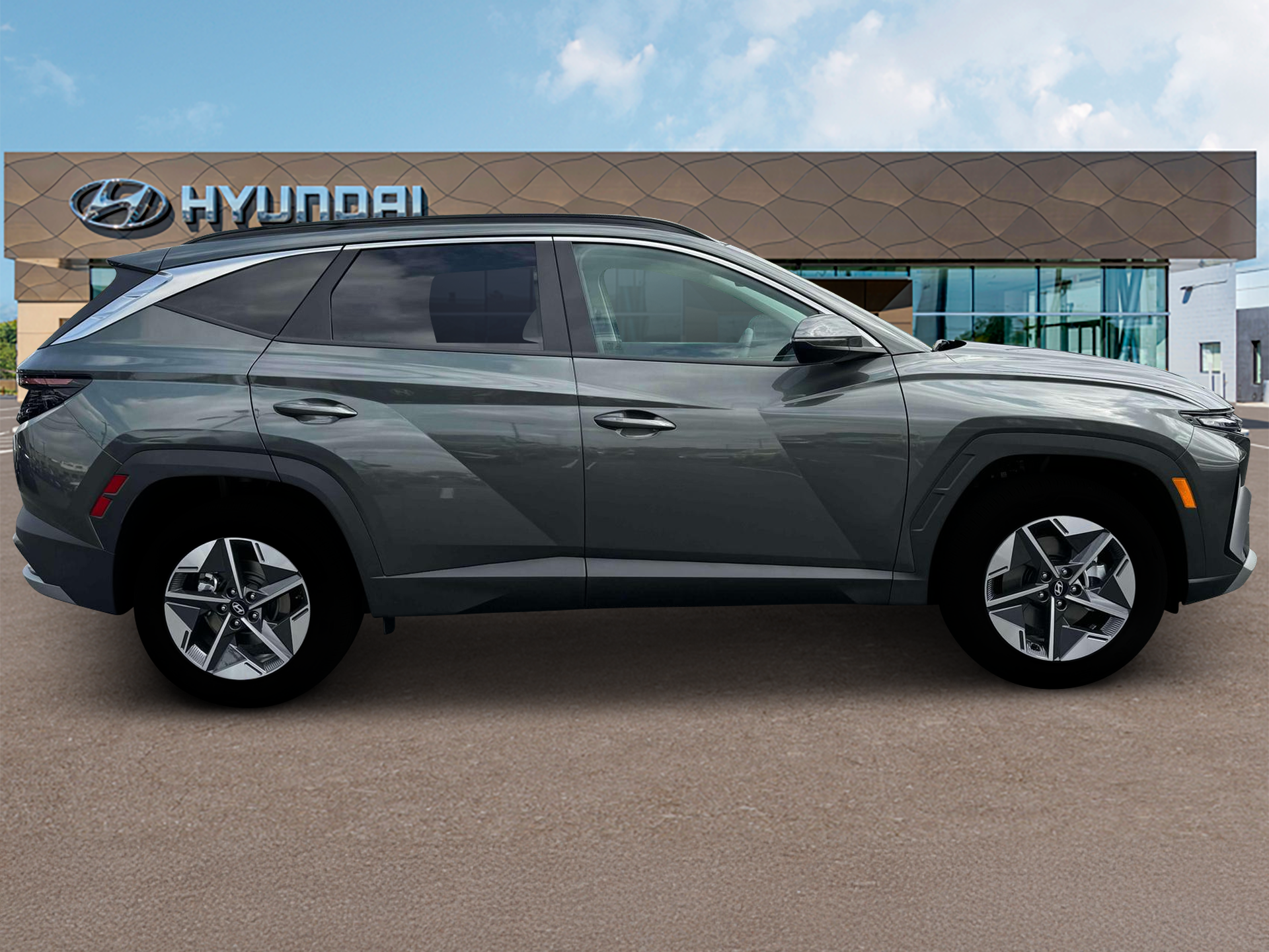 new 2025 Hyundai Tucson Hybrid car, priced at $37,095