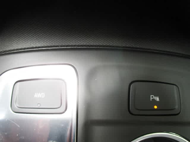 used 2023 Chevrolet Equinox car, priced at $24,497