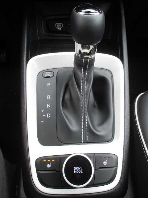 used 2024 Hyundai Venue car, priced at $21,797