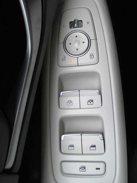 used 2024 Hyundai Sonata car, priced at $28,097