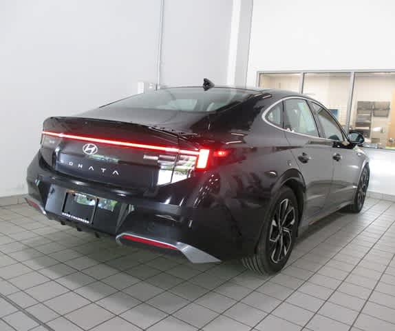 used 2024 Hyundai Sonata car, priced at $28,097