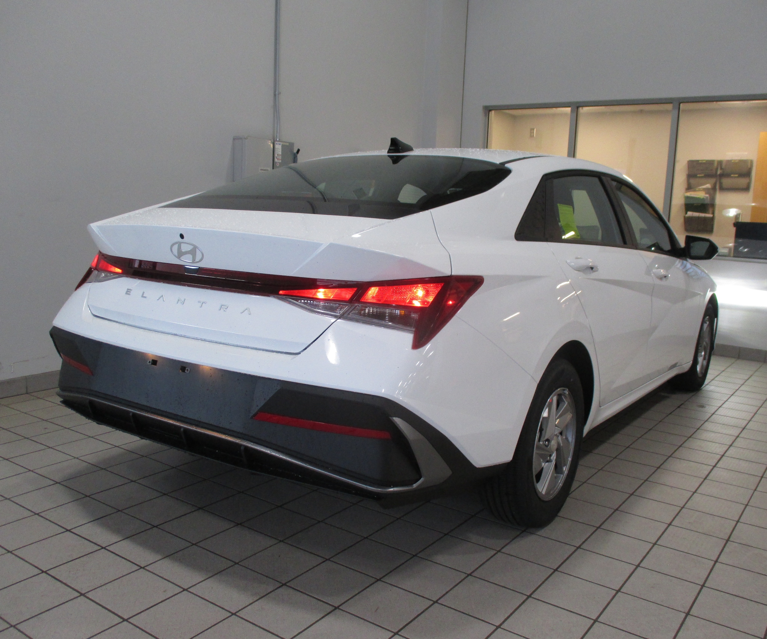 new 2025 Hyundai Elantra car, priced at $23,525