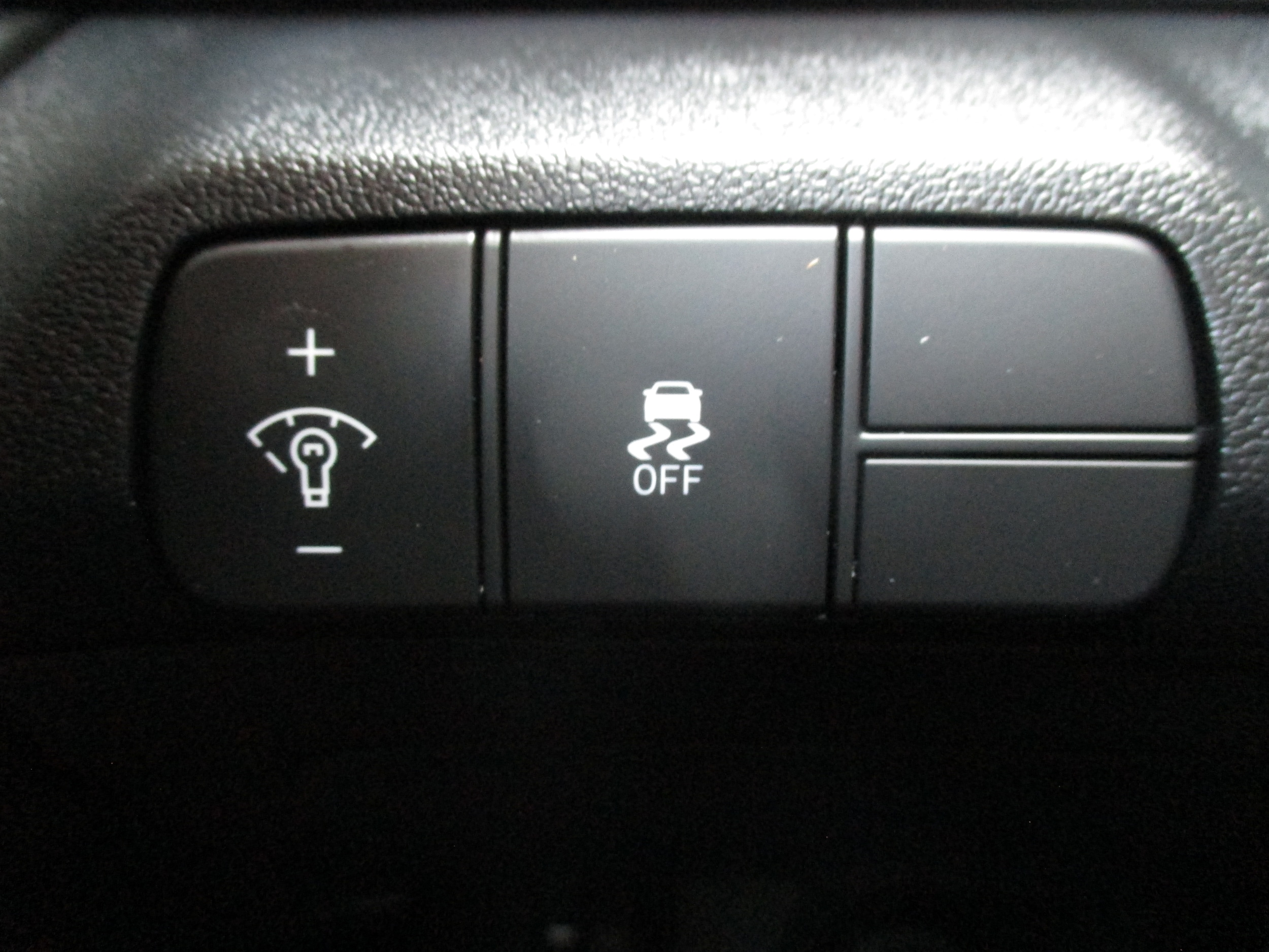 used 2024 Hyundai Elantra car, priced at $23,497