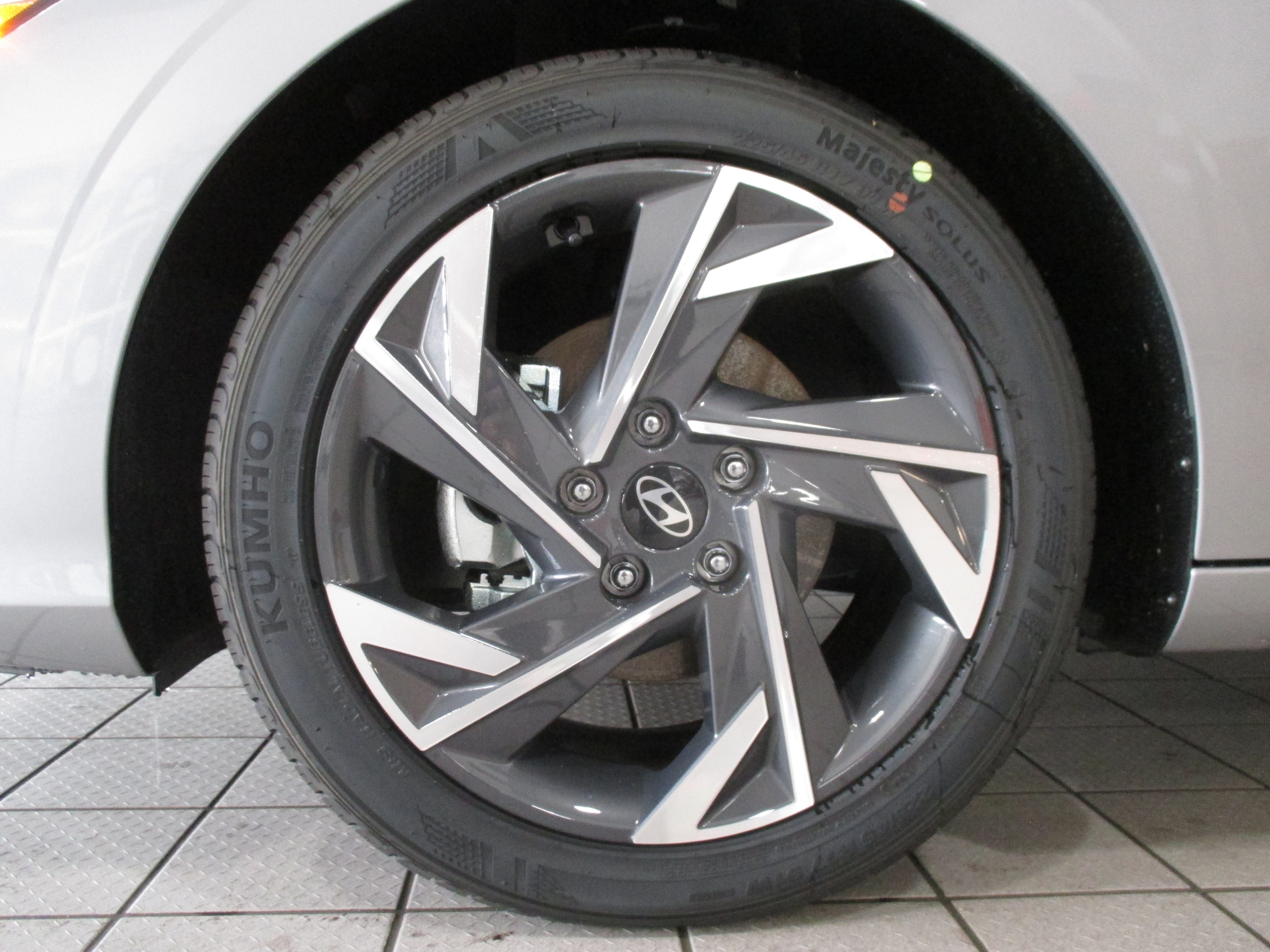 new 2025 Hyundai Elantra car, priced at $24,135