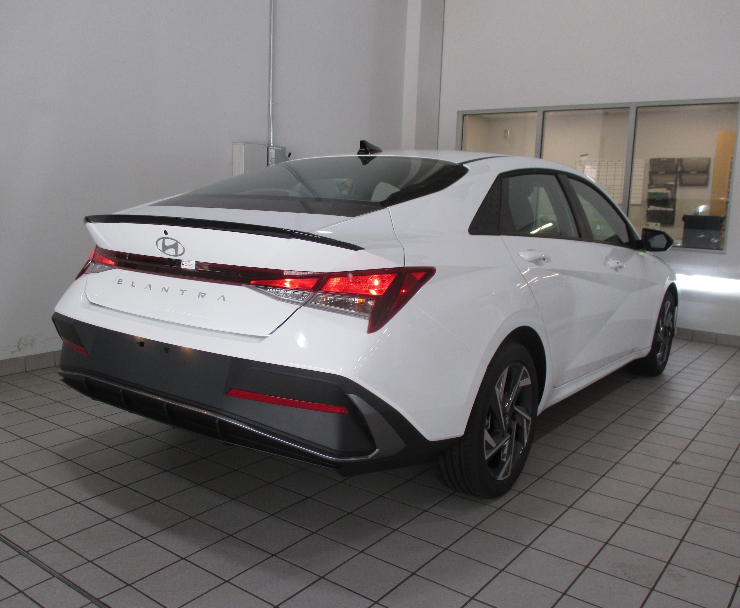new 2025 Hyundai Elantra car, priced at $24,665
