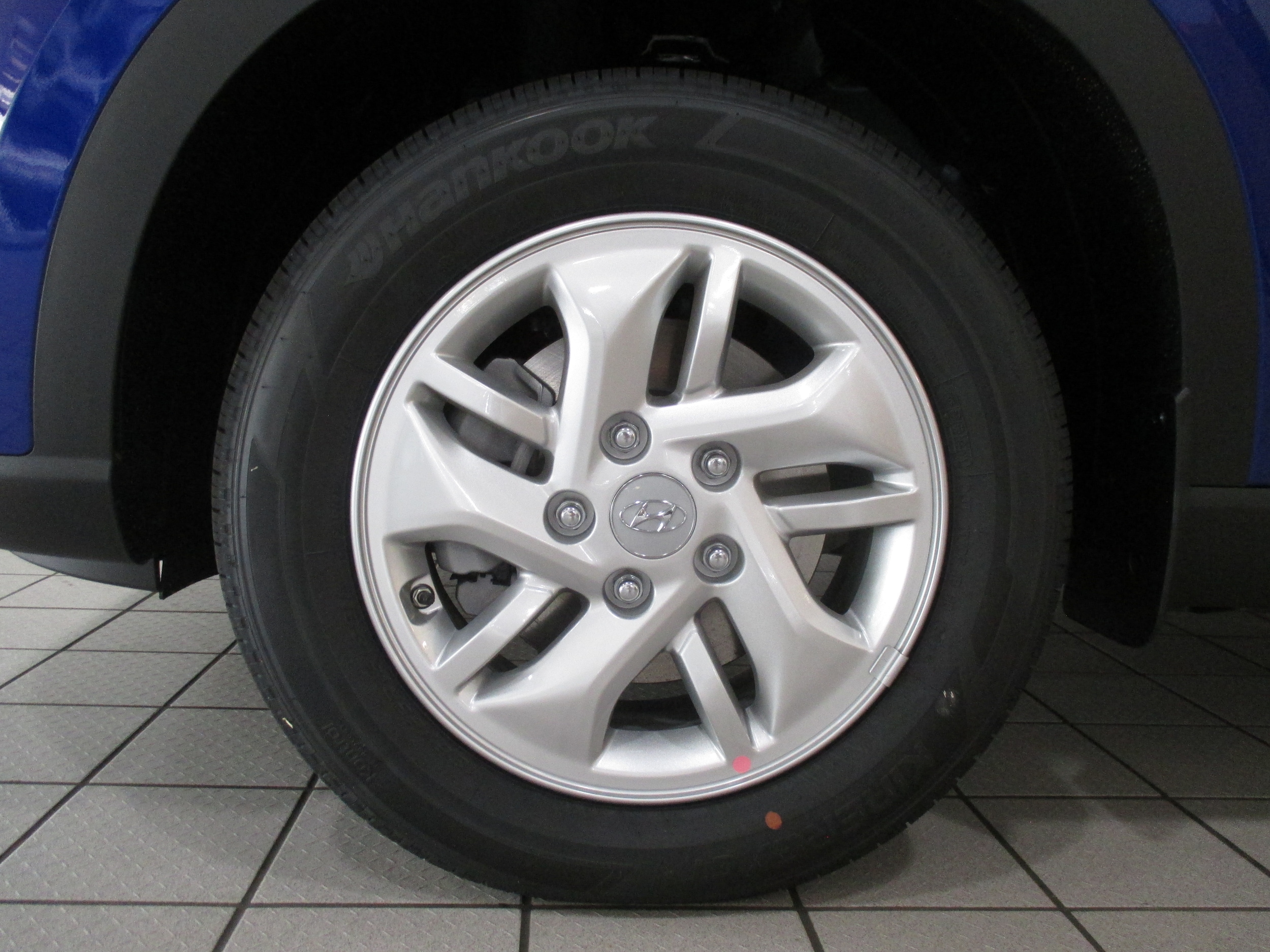 new 2025 Hyundai Venue car, priced at $21,434