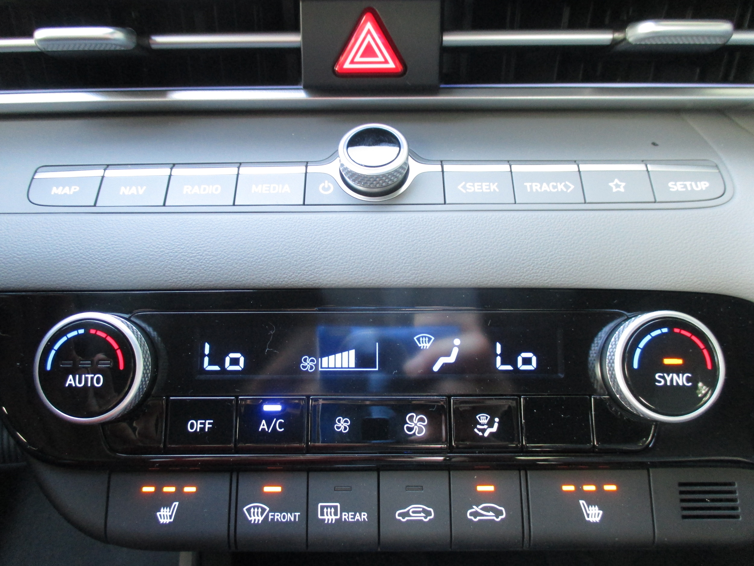 new 2025 Hyundai Elantra car, priced at $26,735