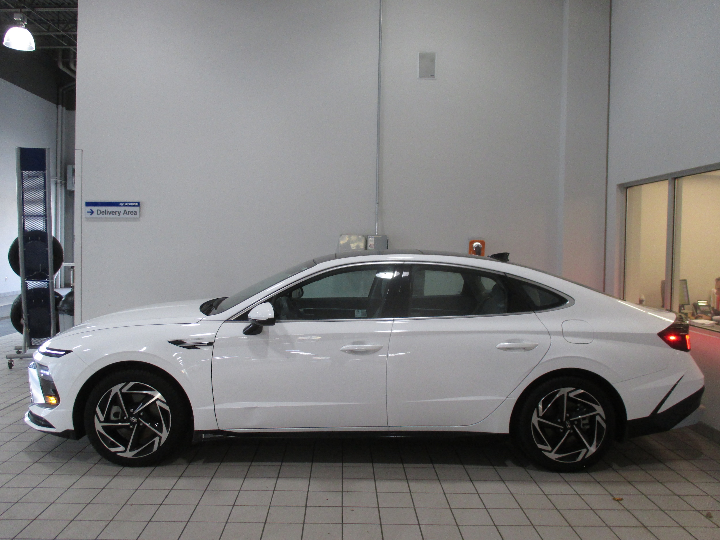 used 2024 Hyundai Sonata car, priced at $26,897