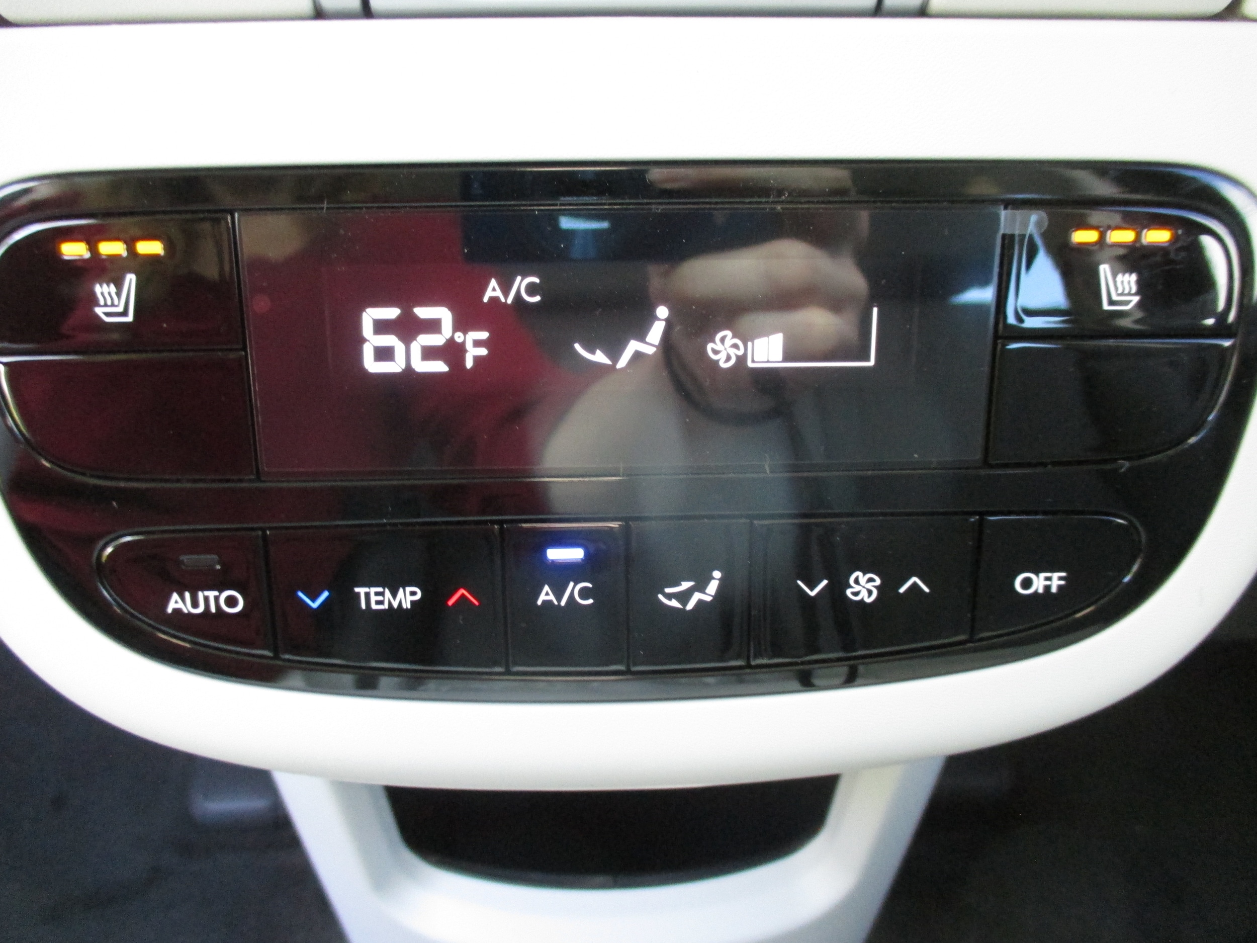 new 2026 Hyundai IONIQ 9 car, priced at $69,325