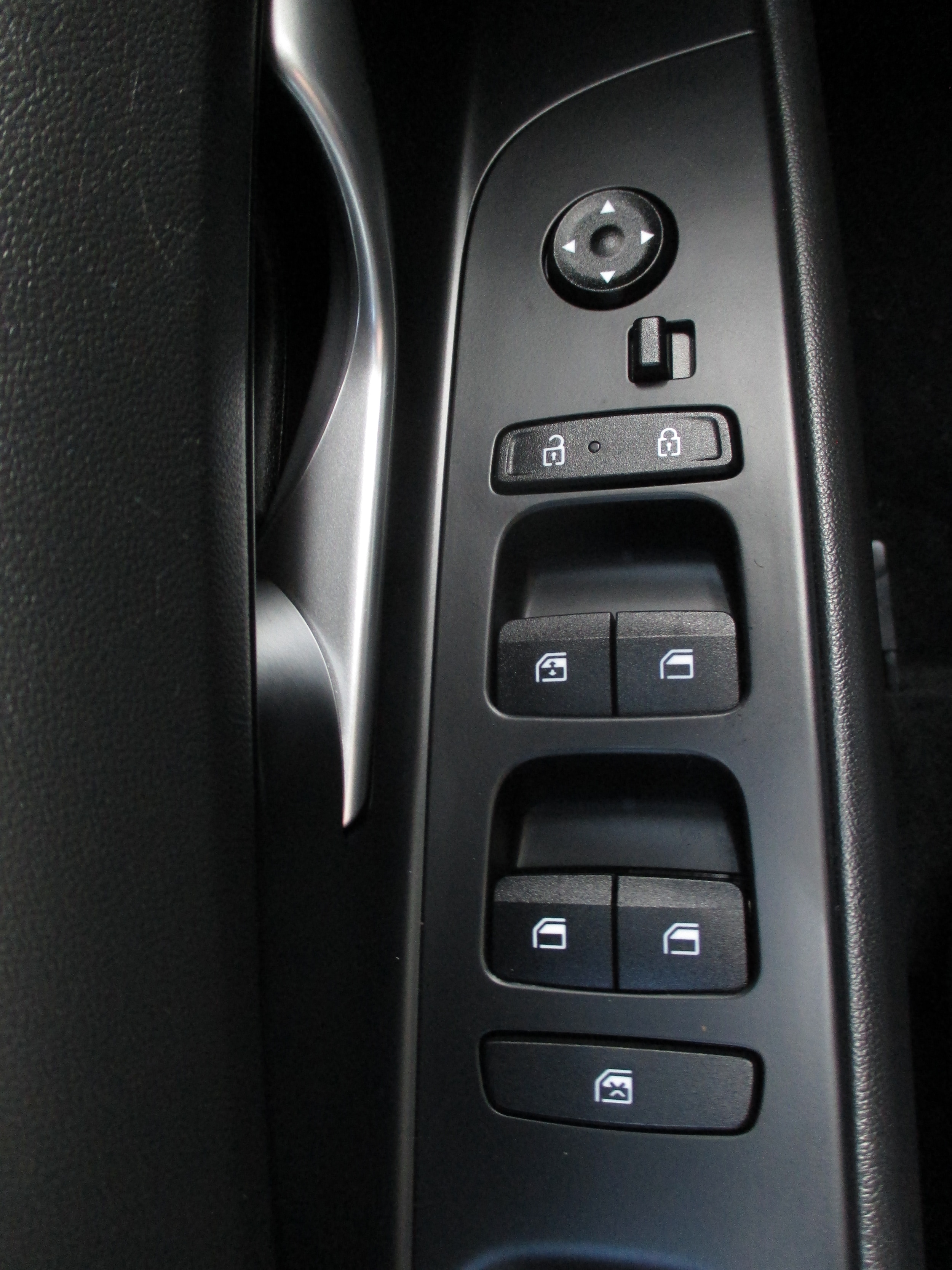 used 2024 Hyundai Elantra car, priced at $23,497