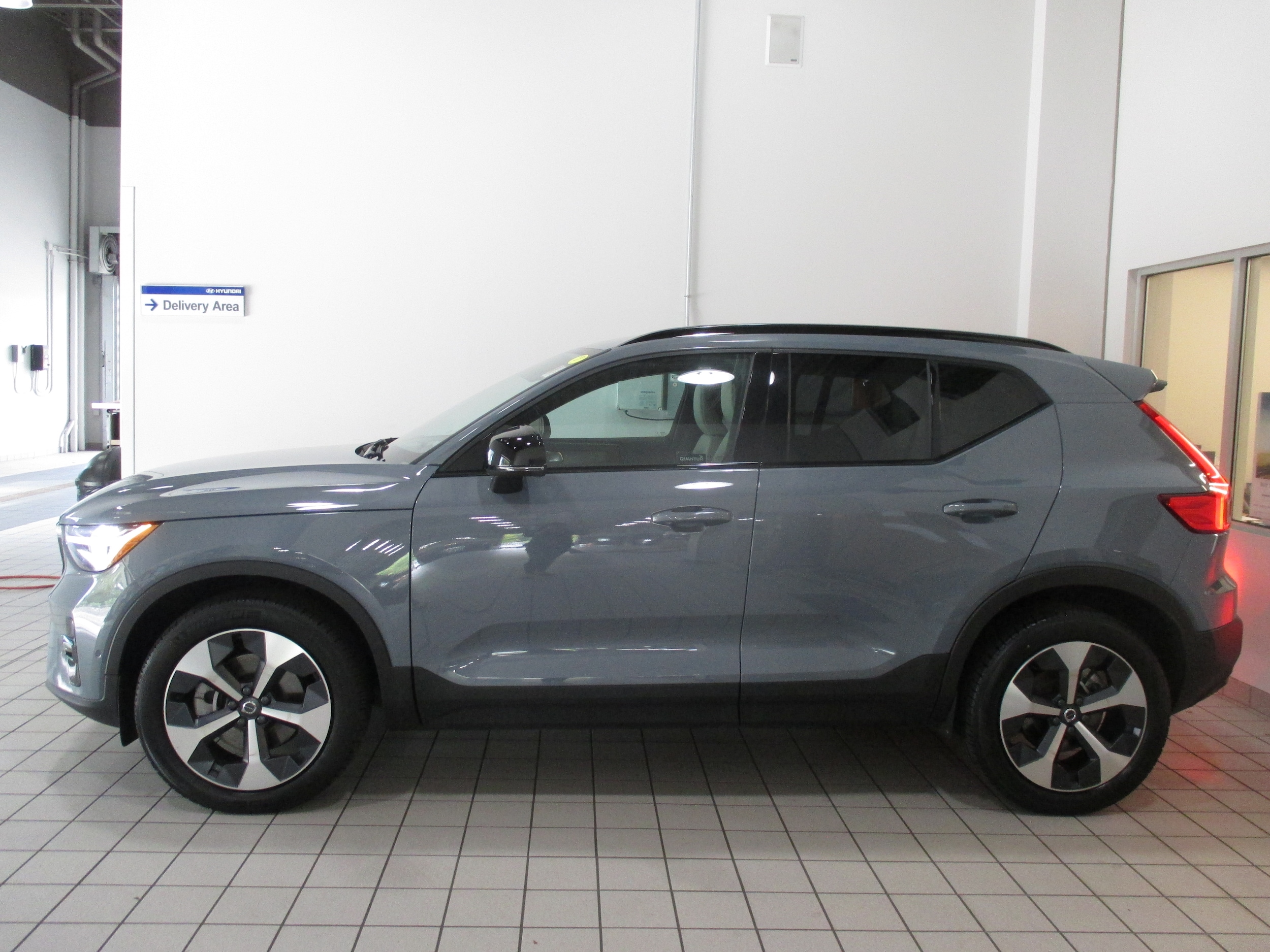 used 2023 Volvo XC40 car, priced at $34,298