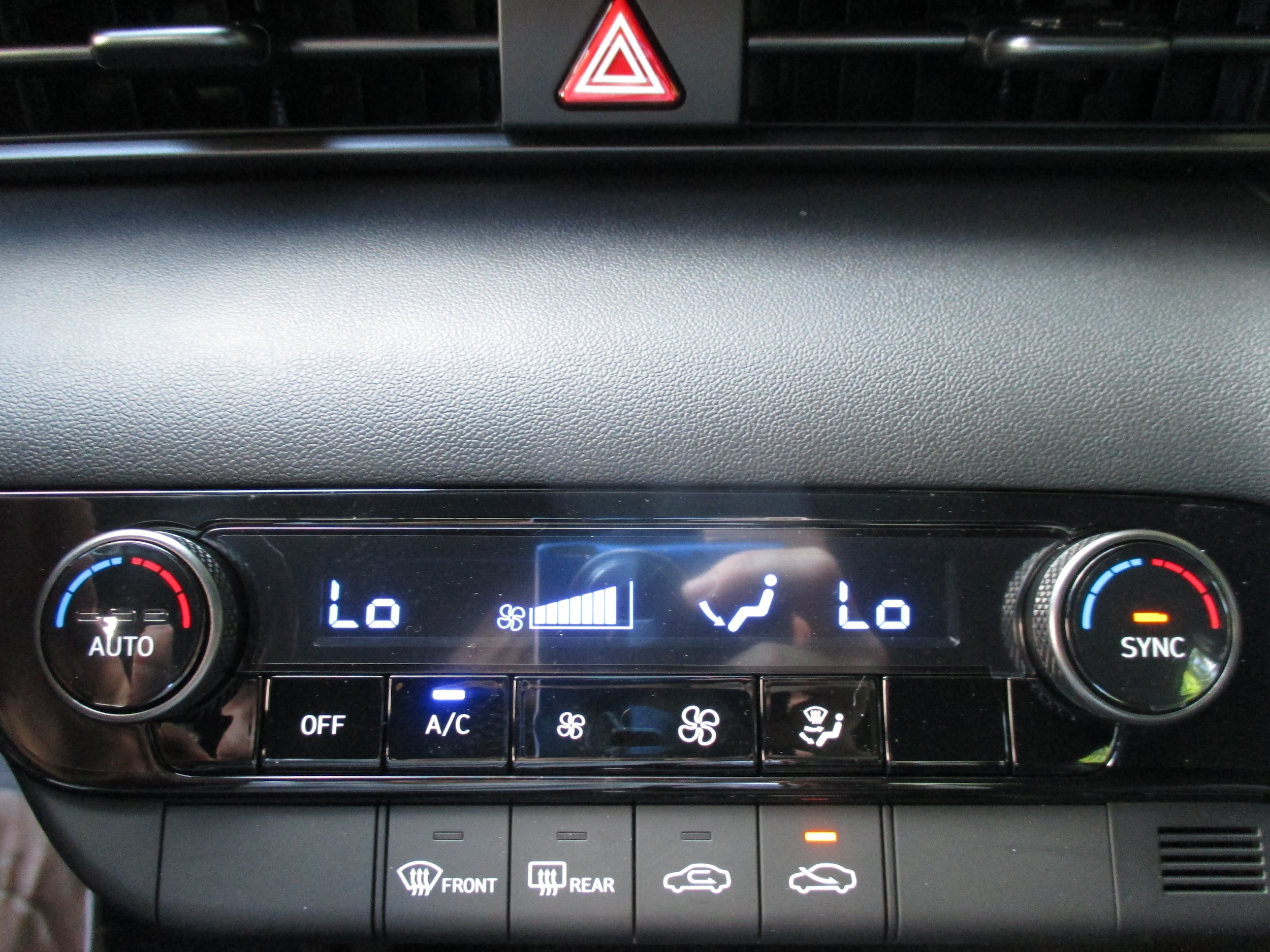new 2025 Hyundai Elantra car, priced at $23,185