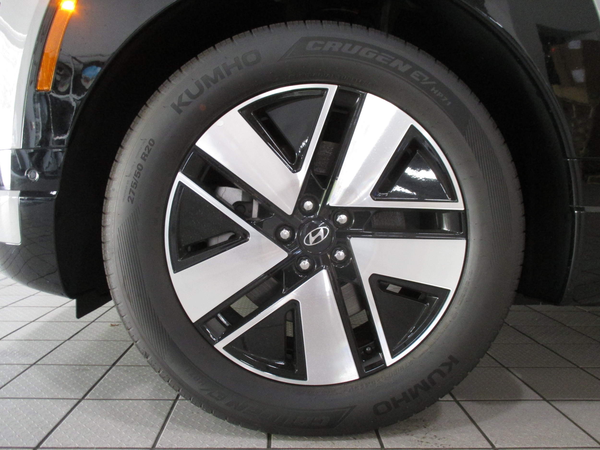 new 2026 Hyundai IONIQ 9 car, priced at $69,510