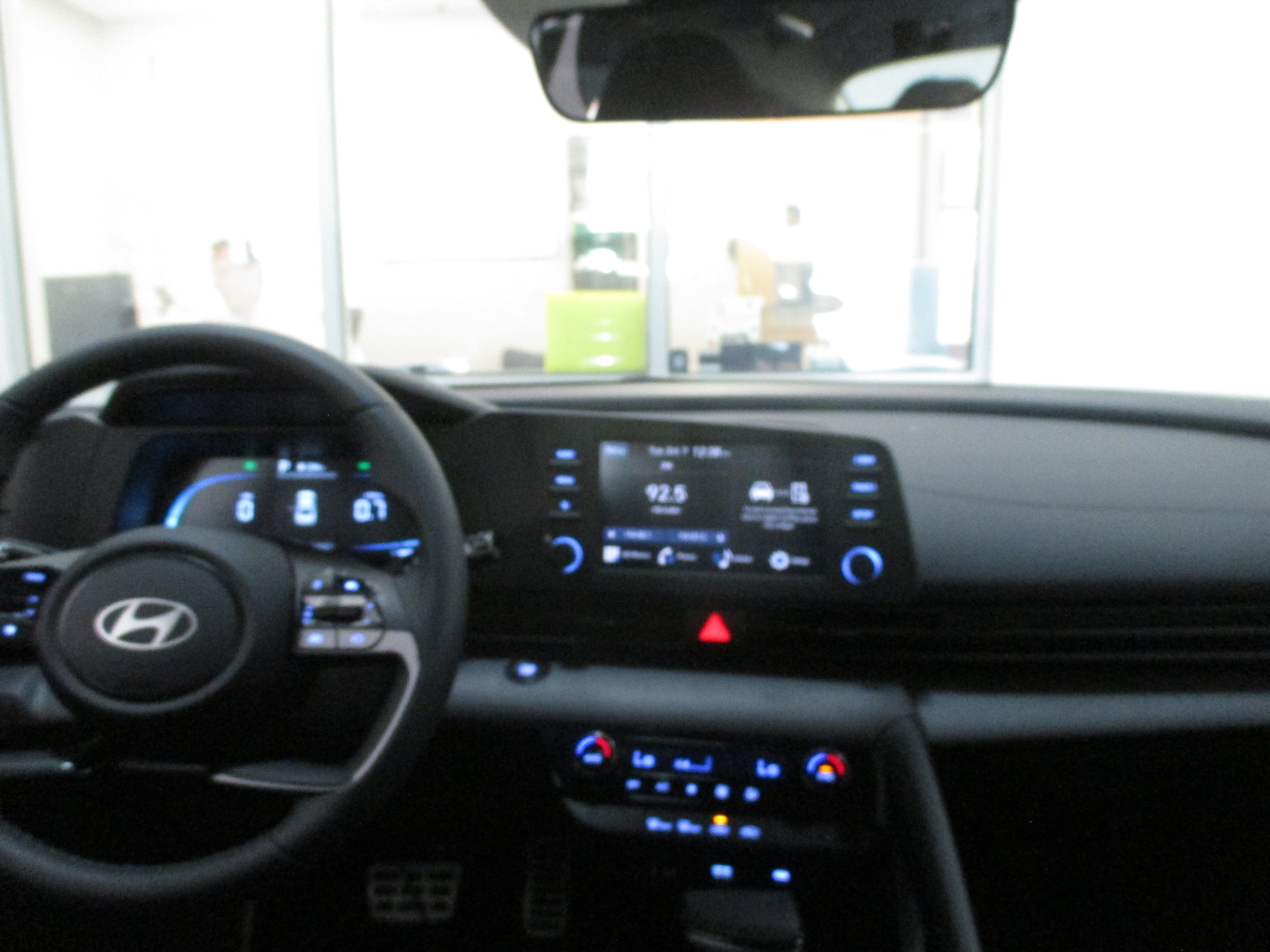 new 2025 Hyundai Elantra car, priced at $24,085