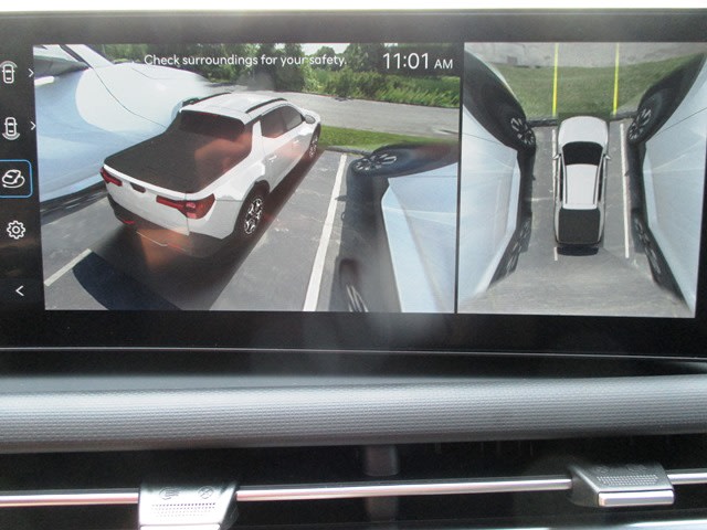 new 2025 Hyundai Santa Cruz car, priced at $39,980
