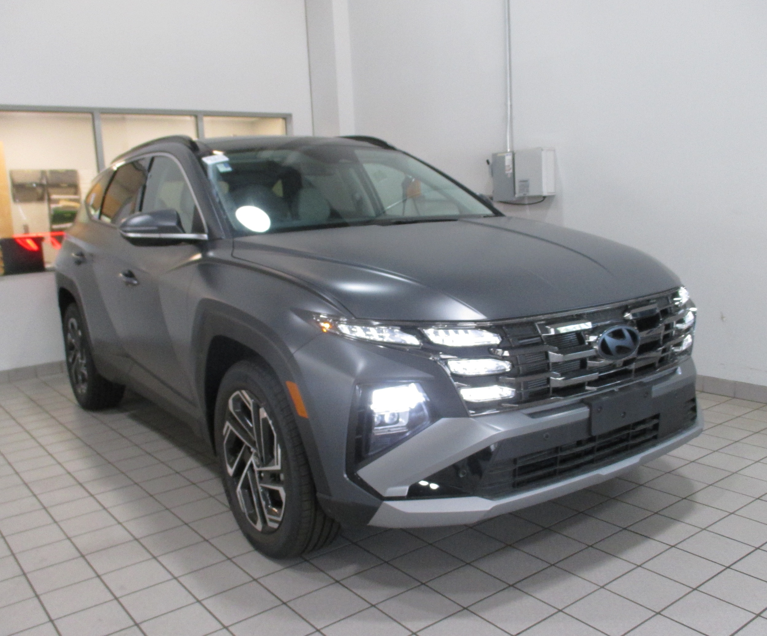 new 2025 Hyundai Tucson car, priced at $40,839
