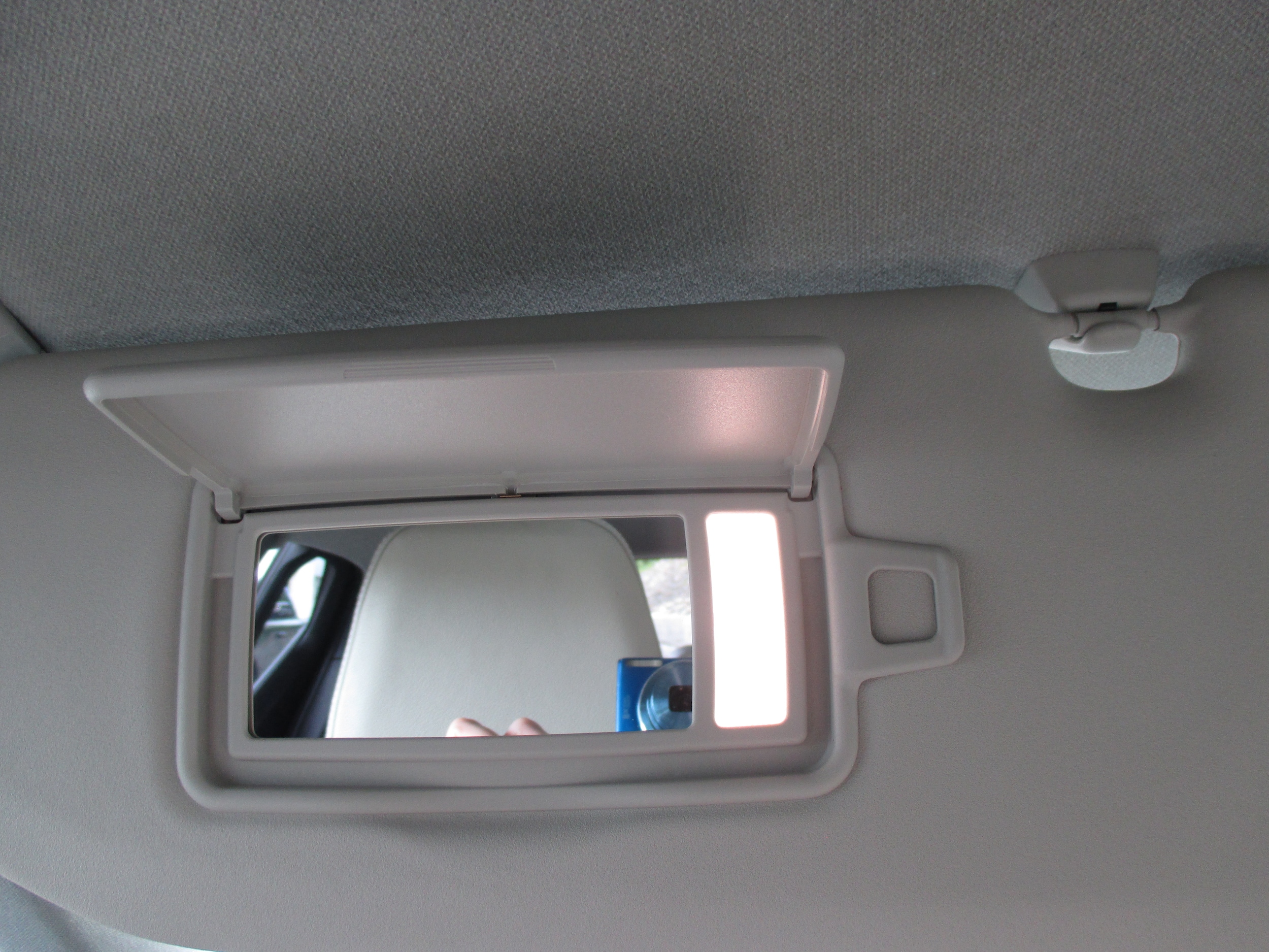 used 2023 Volvo XC40 car, priced at $34,298