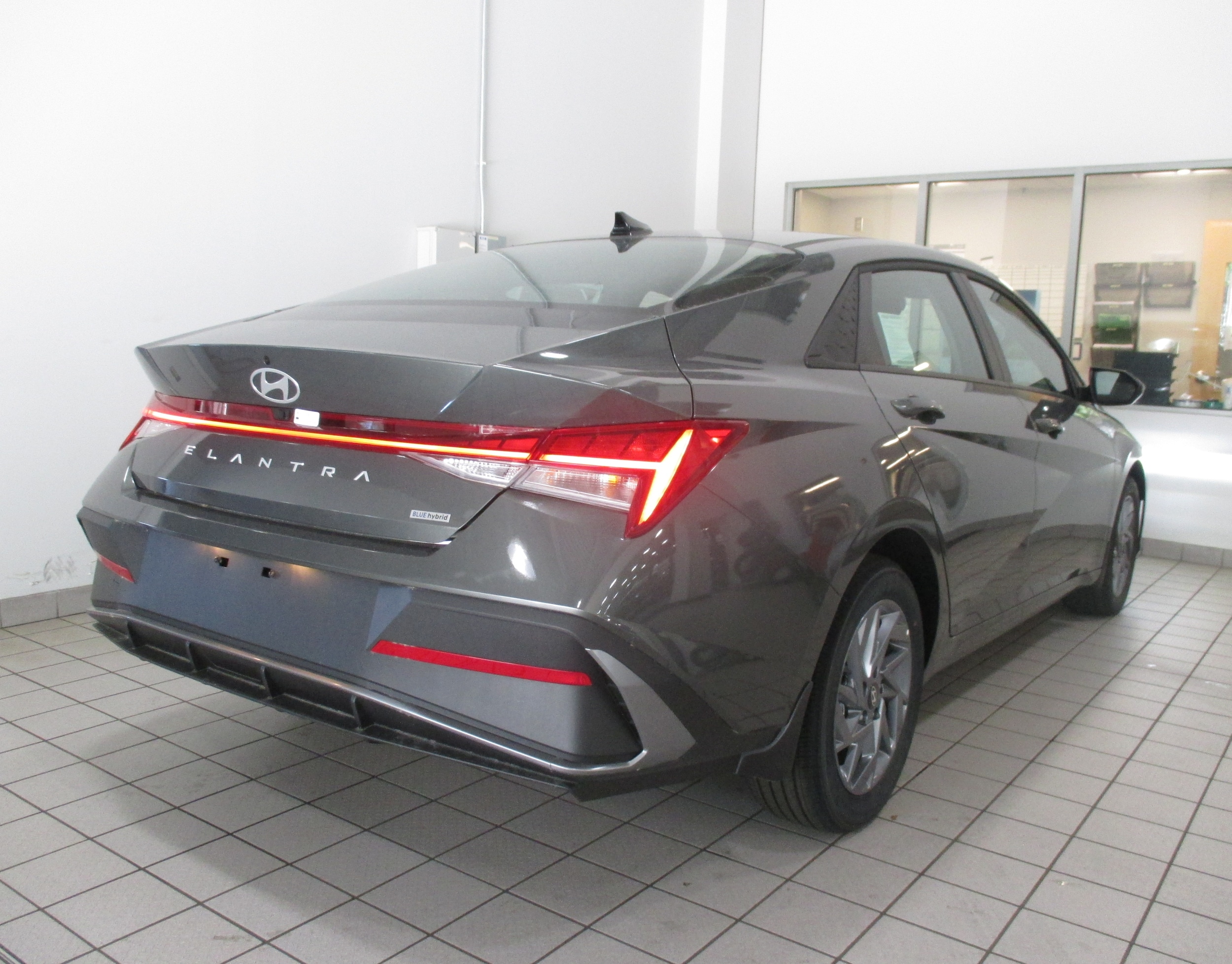 new 2025 Hyundai Elantra Hybrid car, priced at $24,835