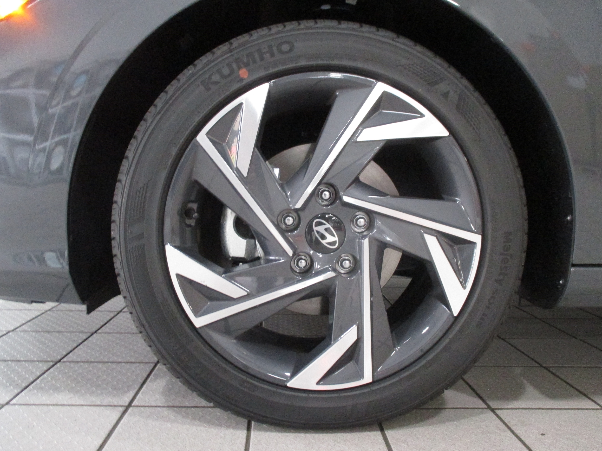 new 2025 Hyundai Elantra car, priced at $24,105