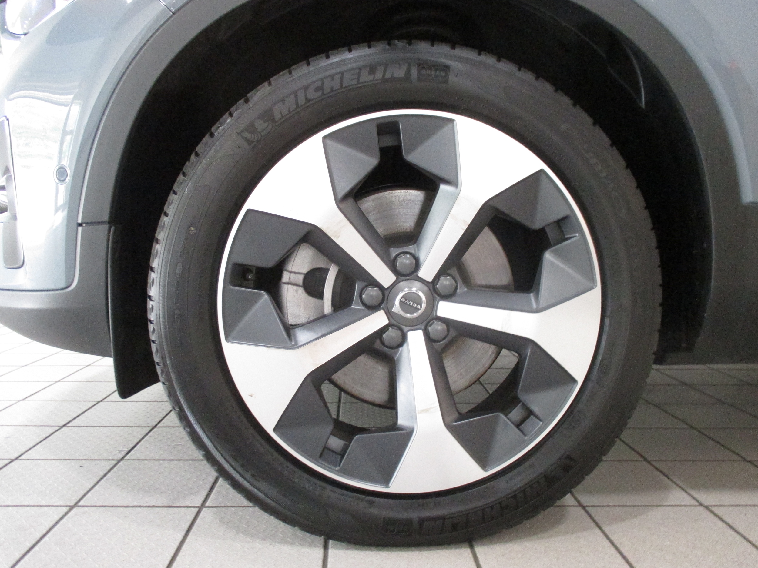 used 2023 Volvo XC40 car, priced at $34,298