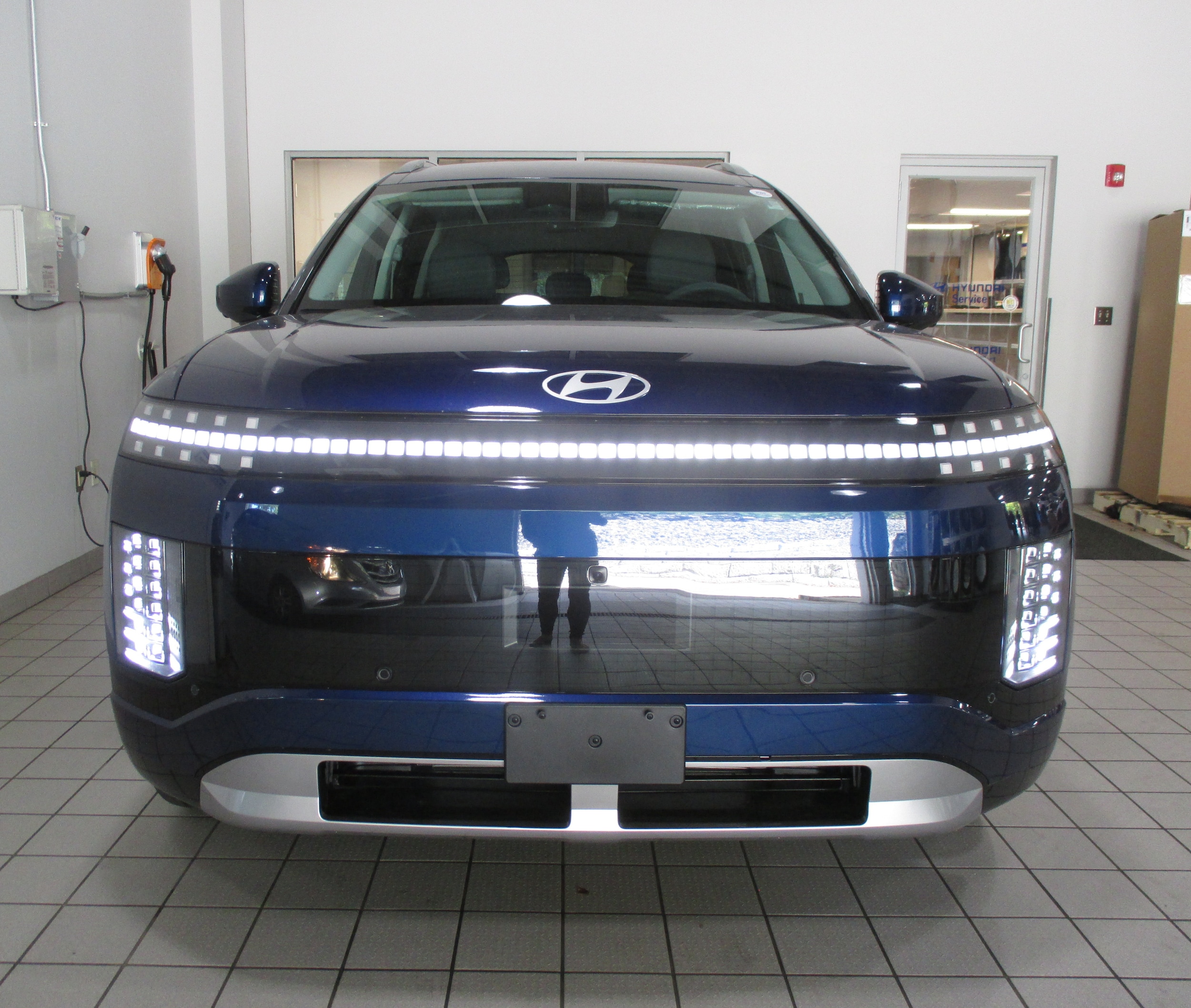 new 2026 Hyundai IONIQ 9 car, priced at $69,325