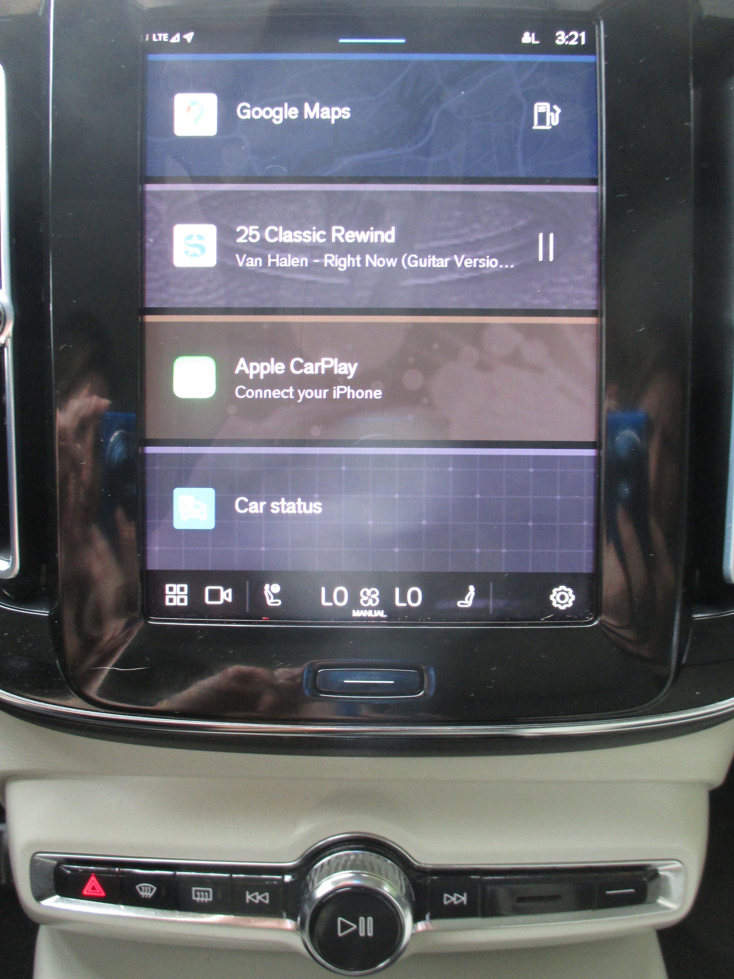 used 2023 Volvo XC40 car, priced at $34,298
