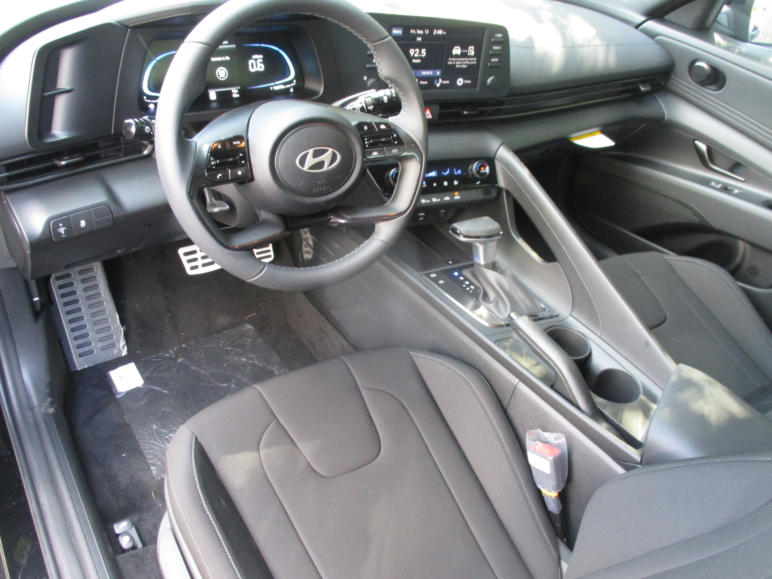 new 2025 Hyundai Elantra car, priced at $23,185