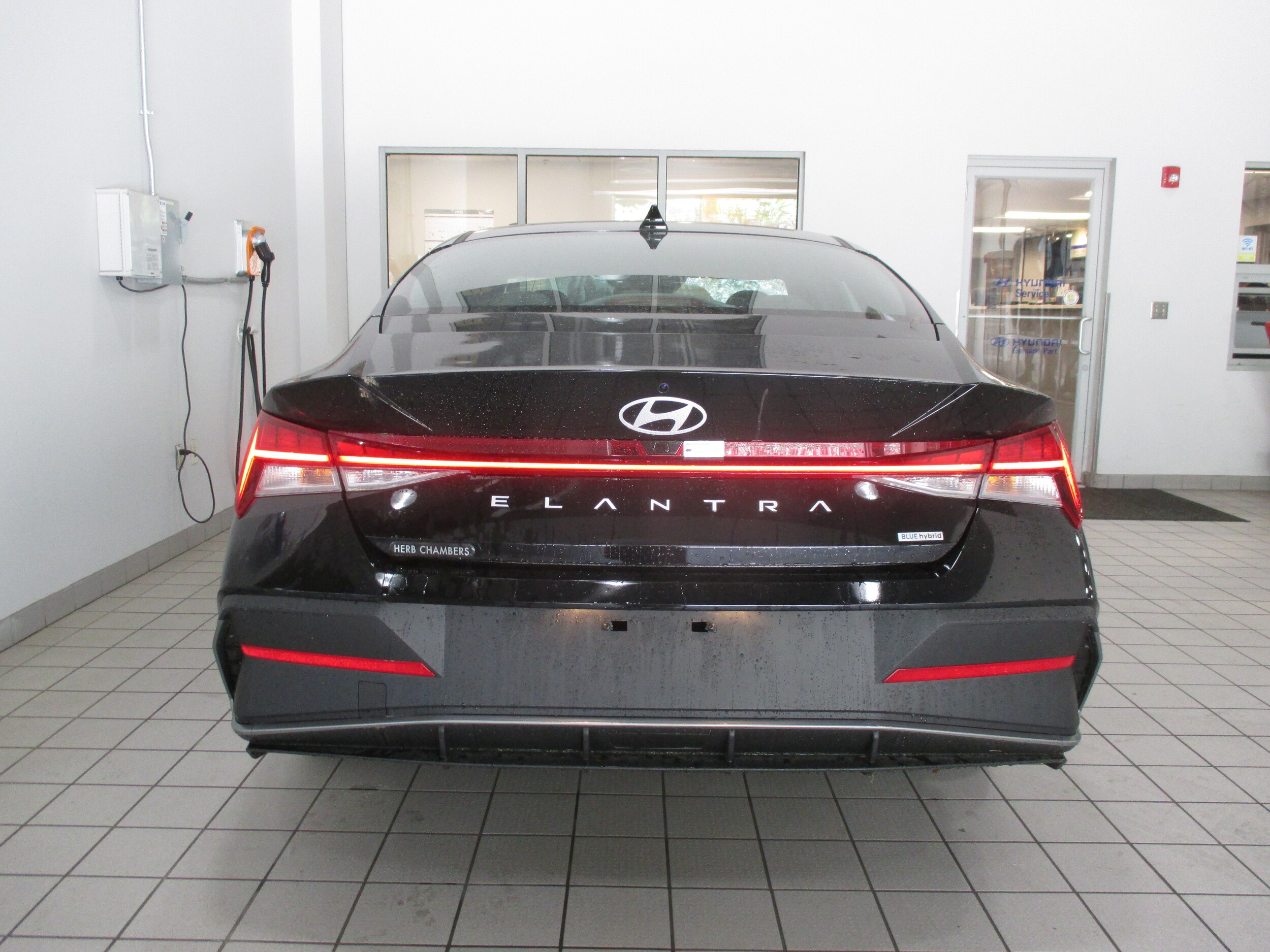 new 2025 Hyundai Elantra Hybrid car, priced at $24,960