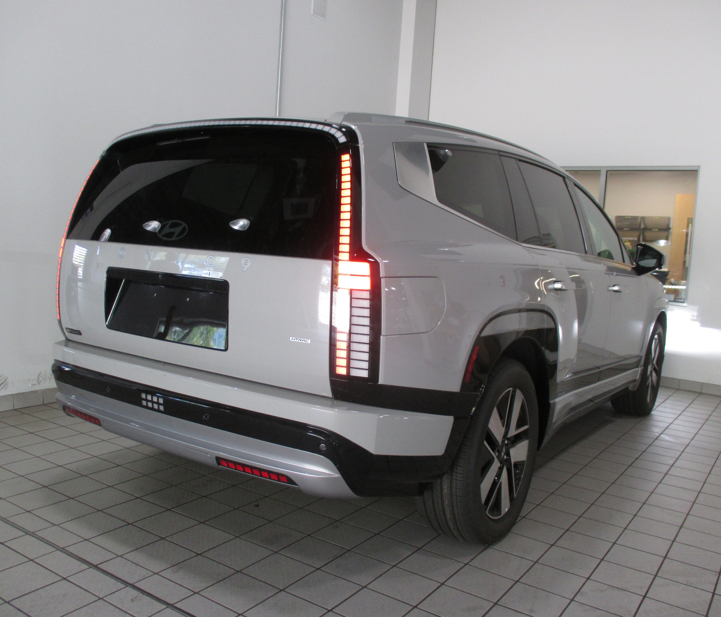 new 2026 Hyundai IONIQ 9 car, priced at $69,790