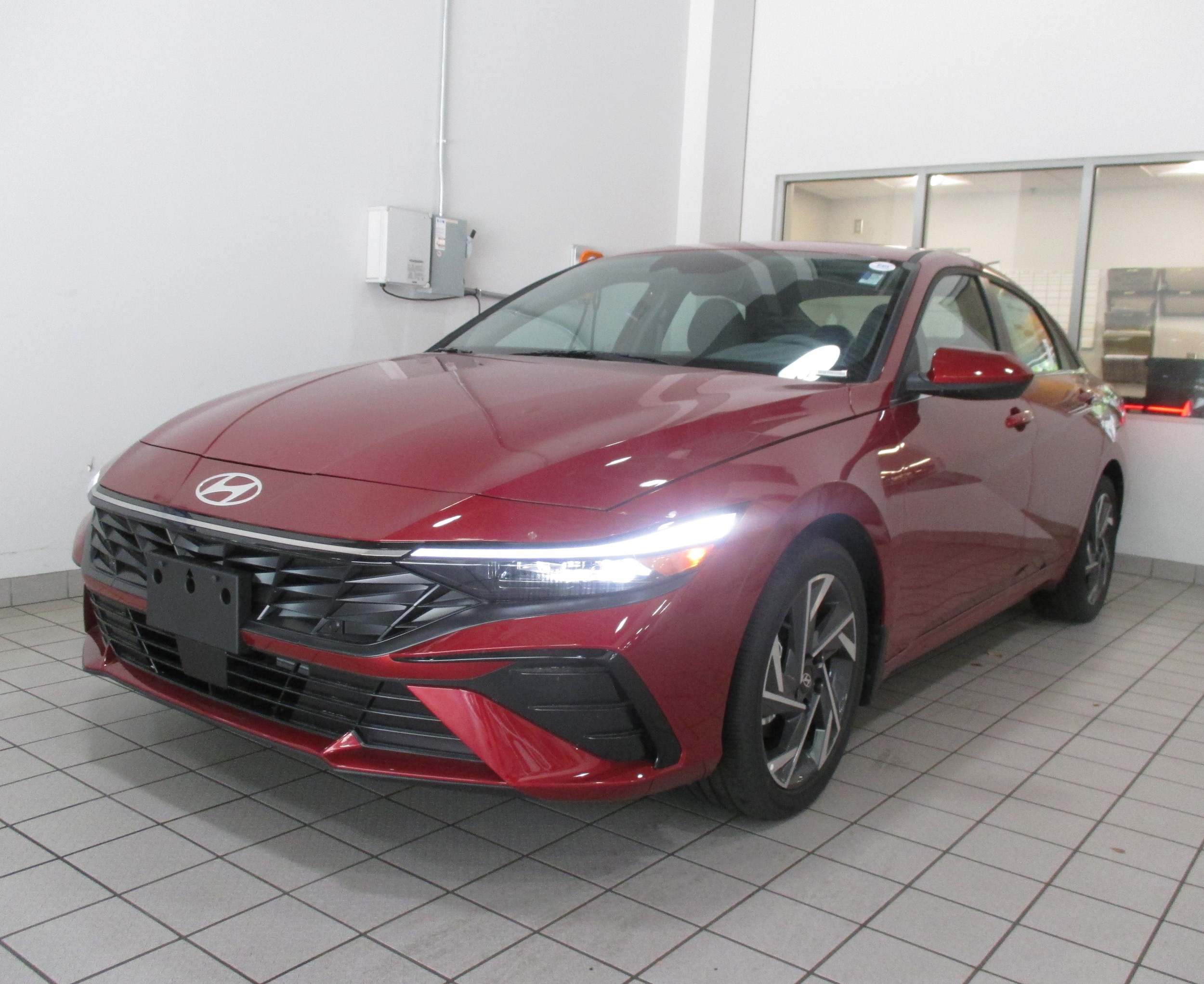 new 2025 Hyundai Elantra car, priced at $26,735