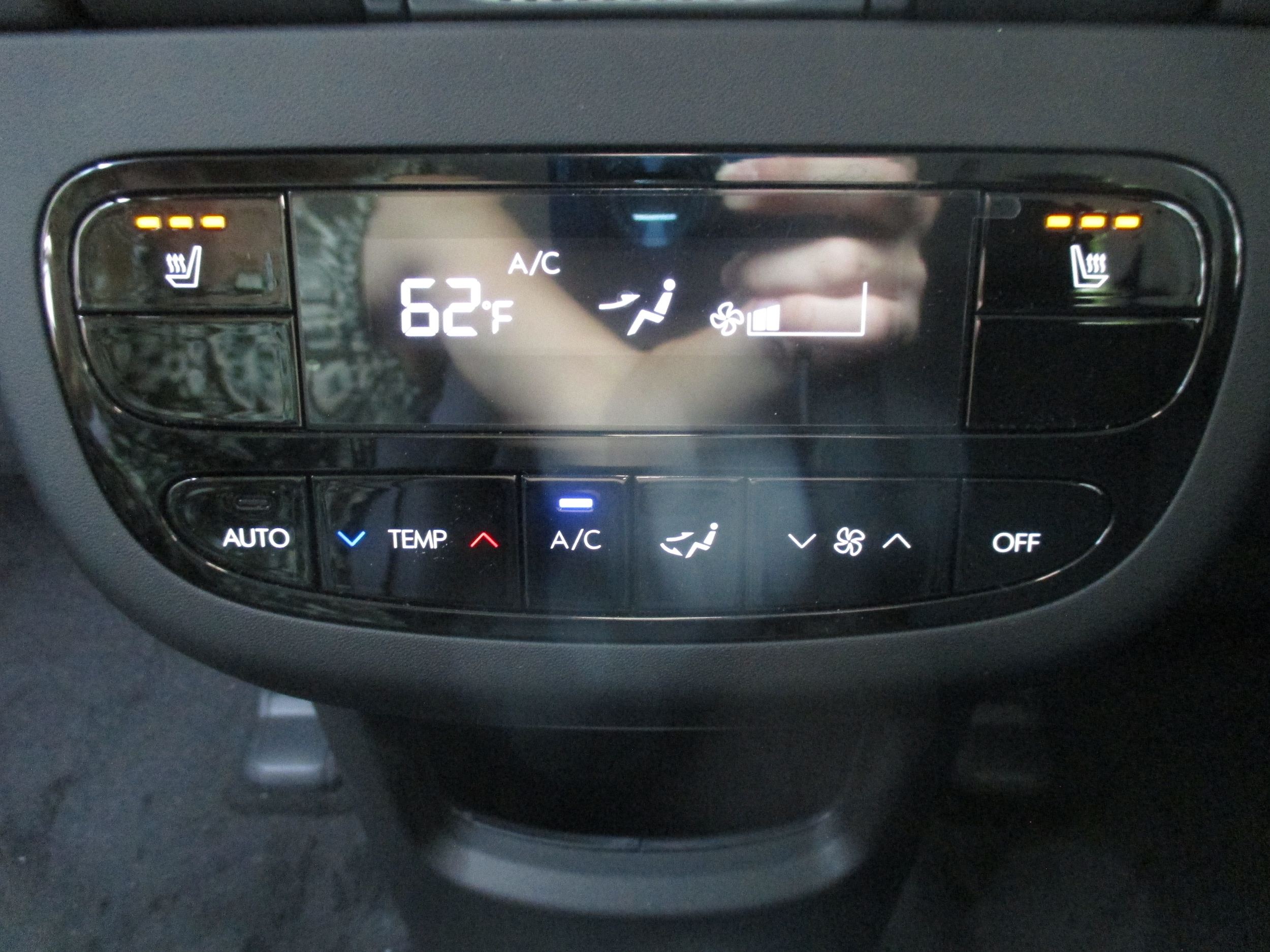 new 2026 Hyundai IONIQ 9 car, priced at $69,445