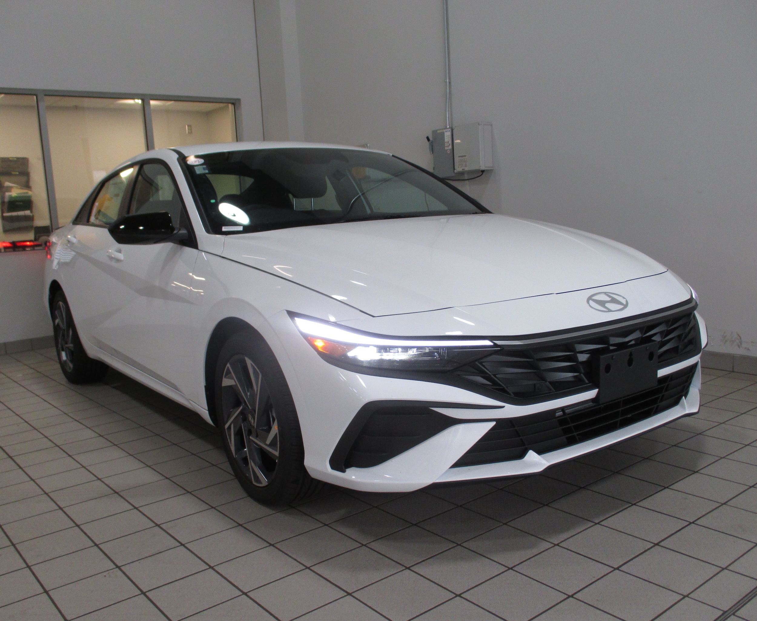 new 2025 Hyundai Elantra car, priced at $24,635