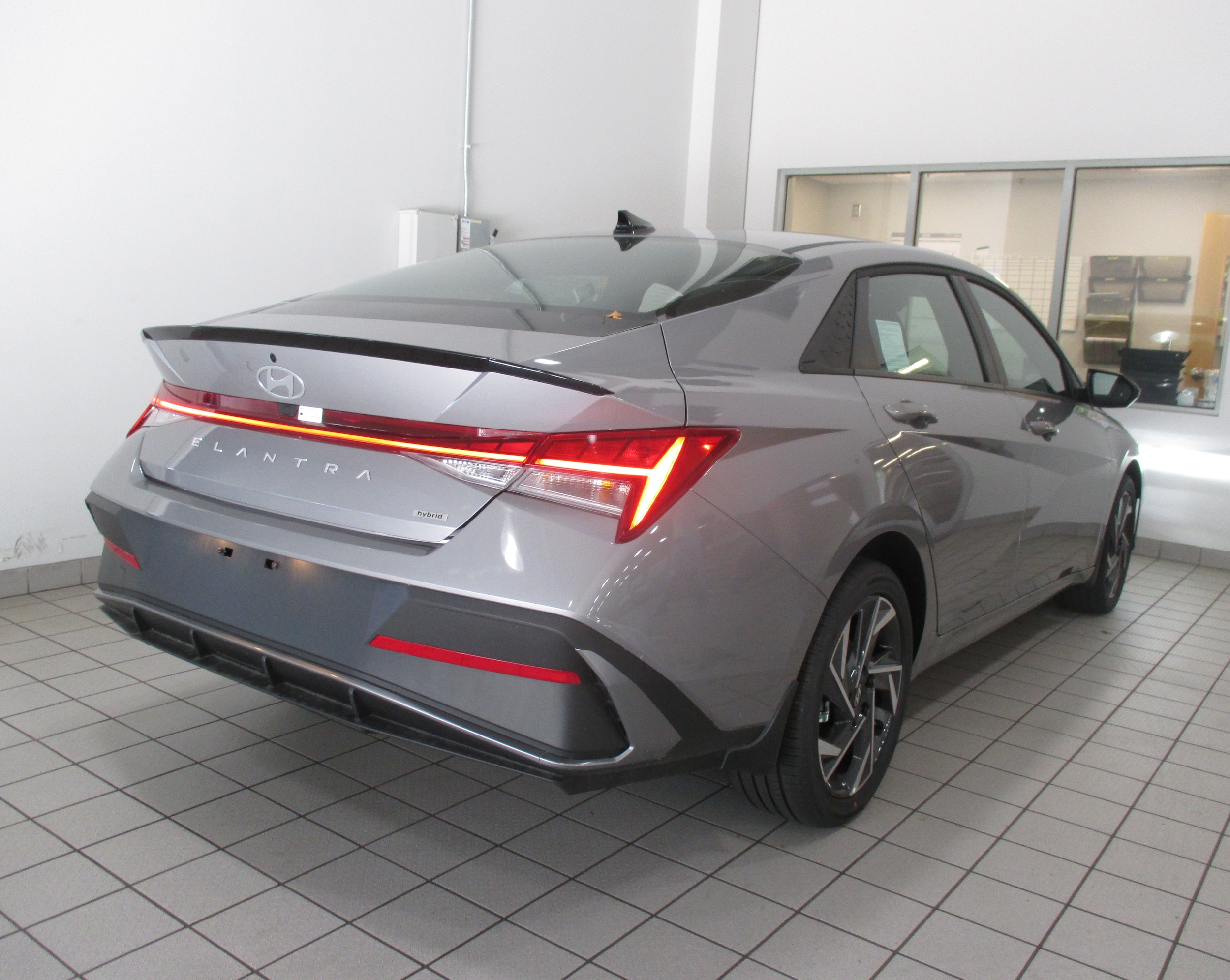 new 2025 Hyundai Elantra Hybrid car, priced at $26,810