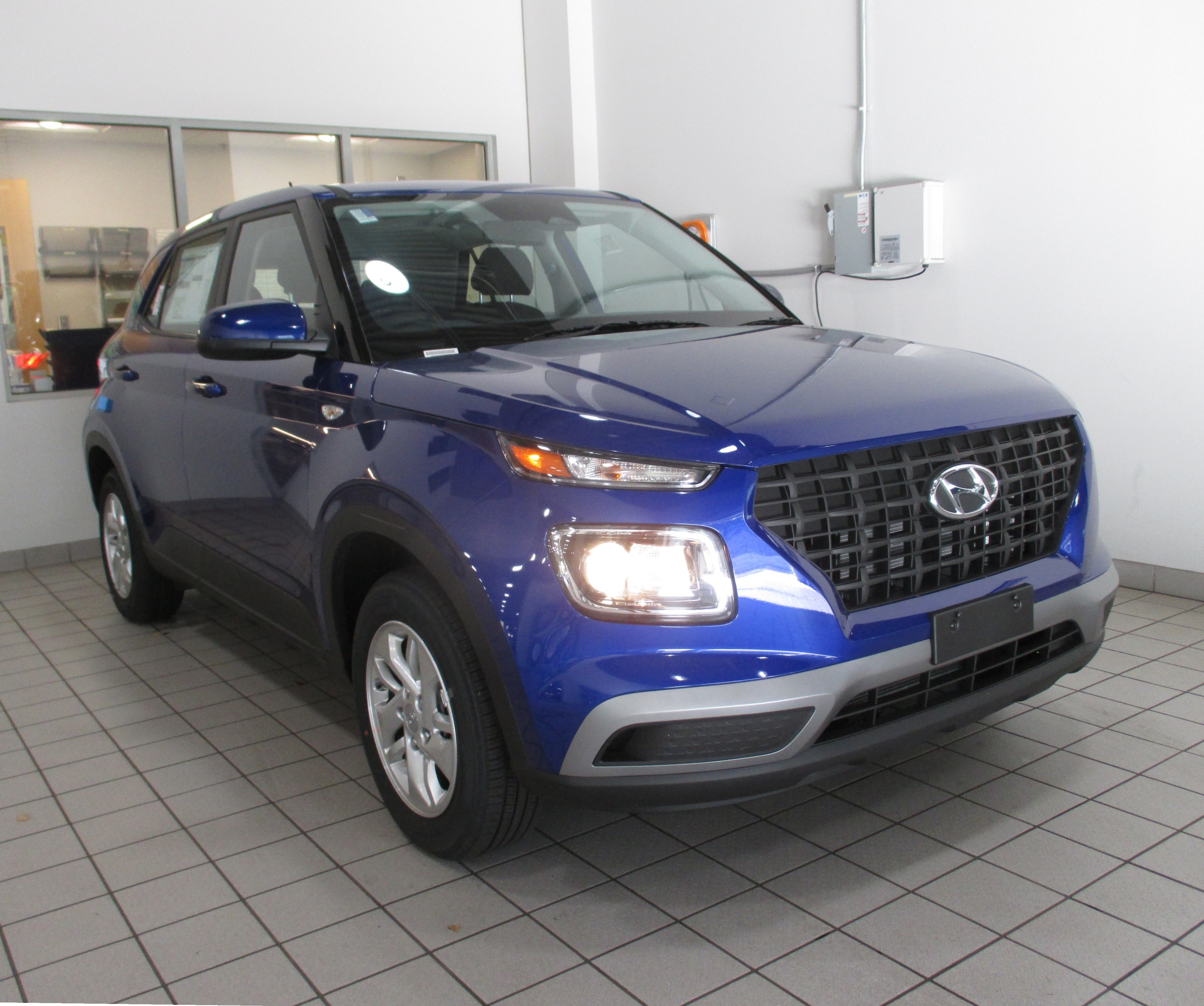 new 2025 Hyundai Venue car, priced at $21,367