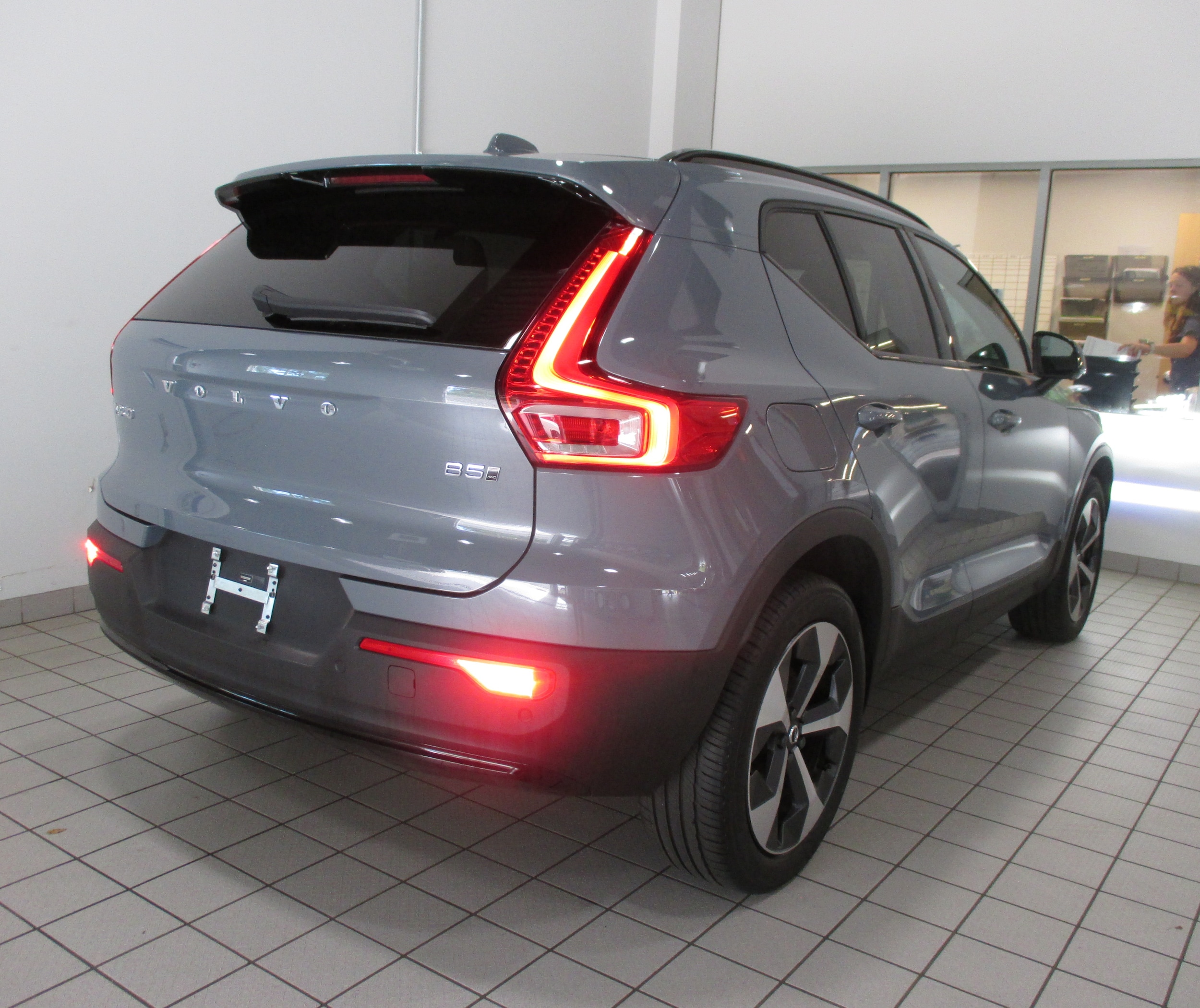 used 2023 Volvo XC40 car, priced at $34,298