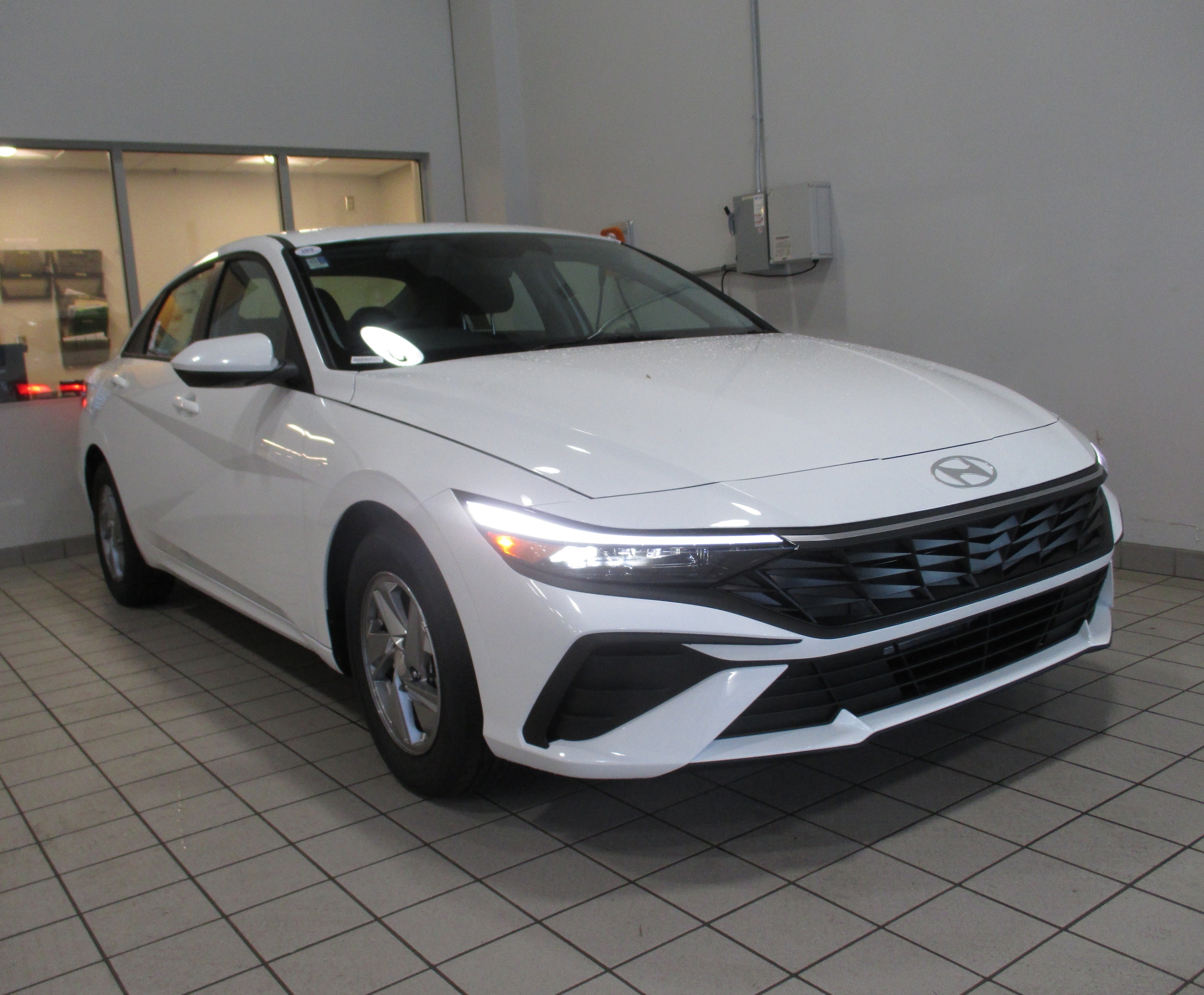 new 2025 Hyundai Elantra car, priced at $23,525