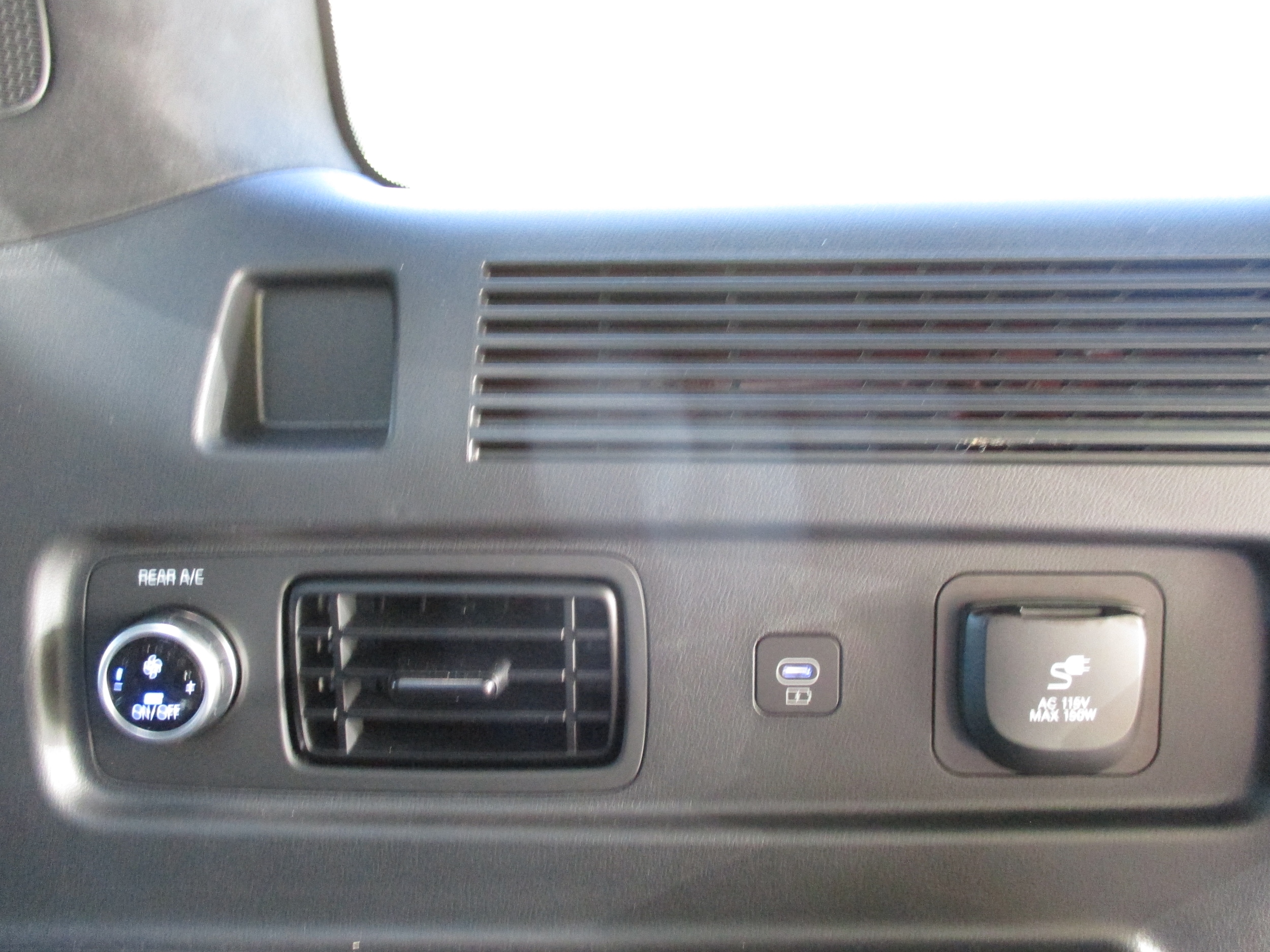 new 2025 Hyundai Santa Fe Hybrid car, priced at $50,504