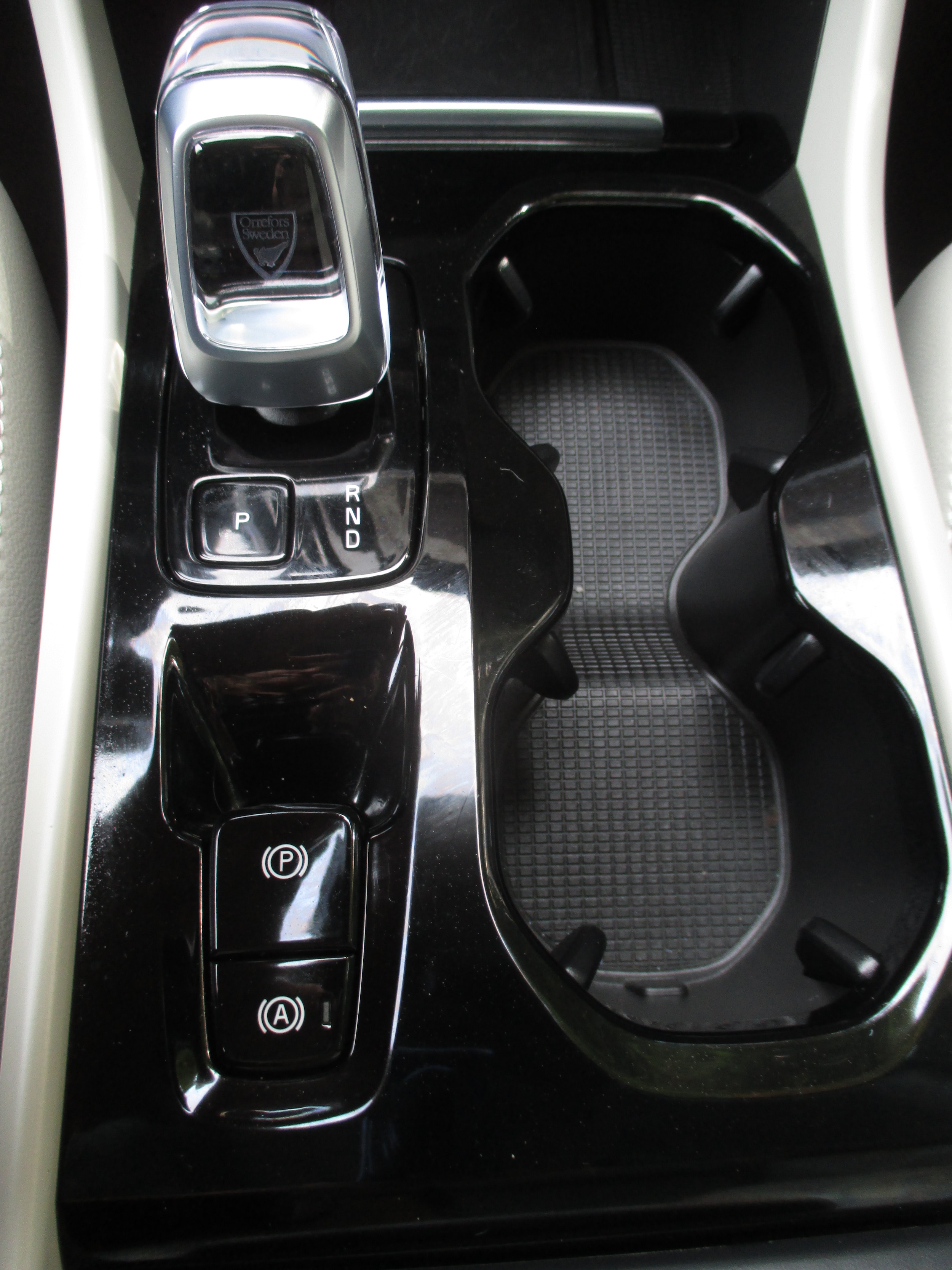 used 2023 Volvo XC40 car, priced at $34,298
