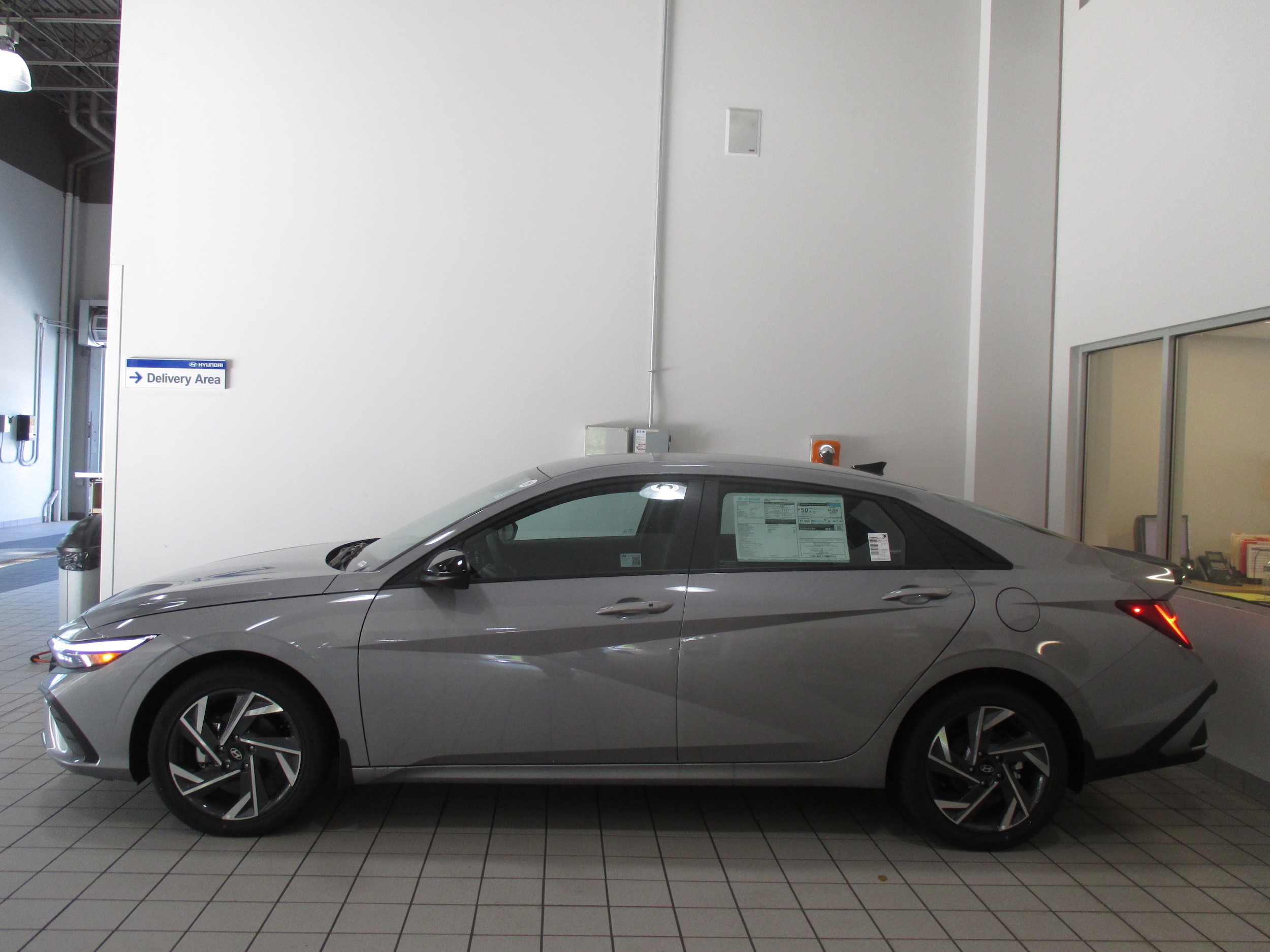 new 2025 Hyundai Elantra Hybrid car, priced at $26,810