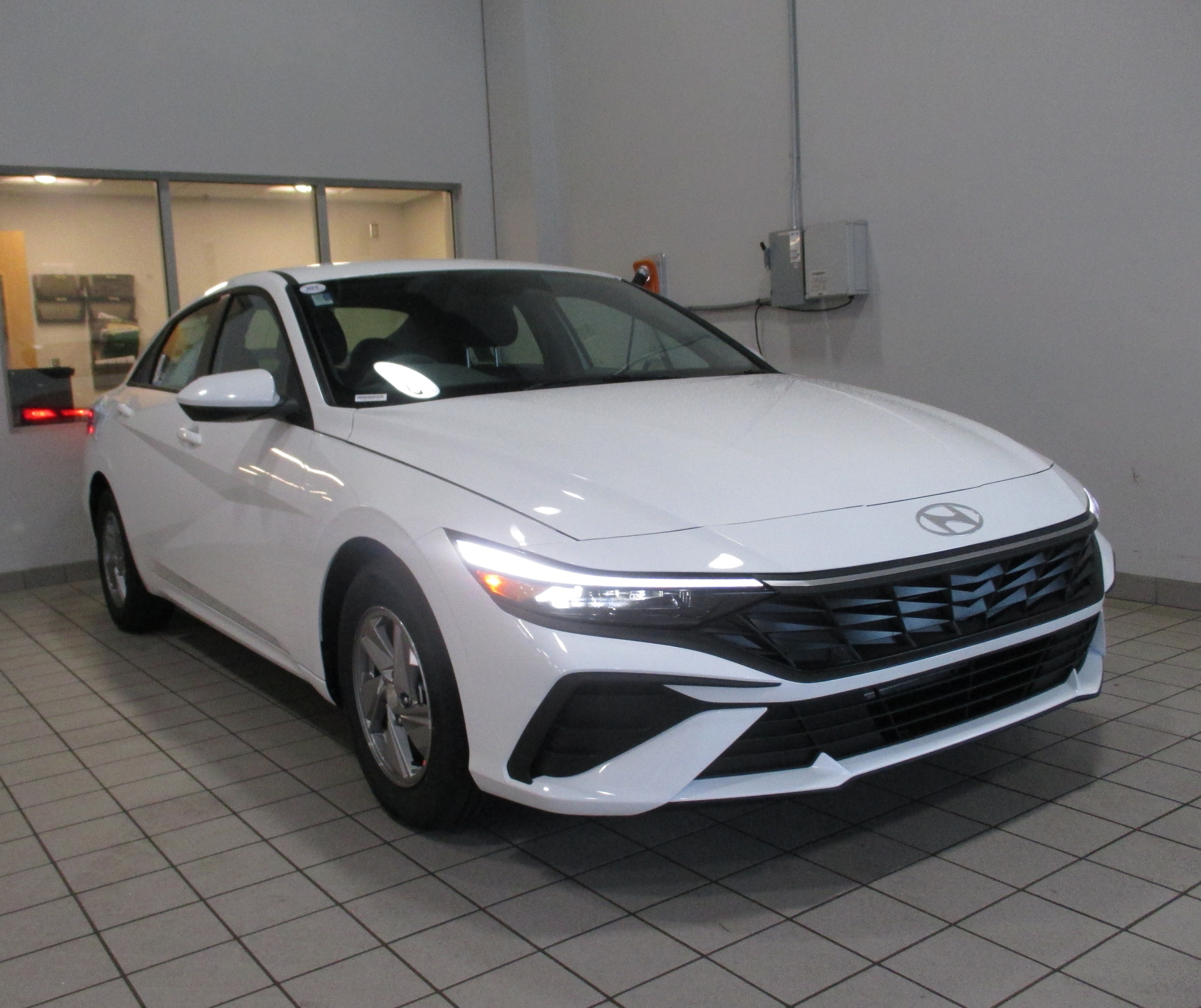 new 2025 Hyundai Elantra car, priced at $23,490