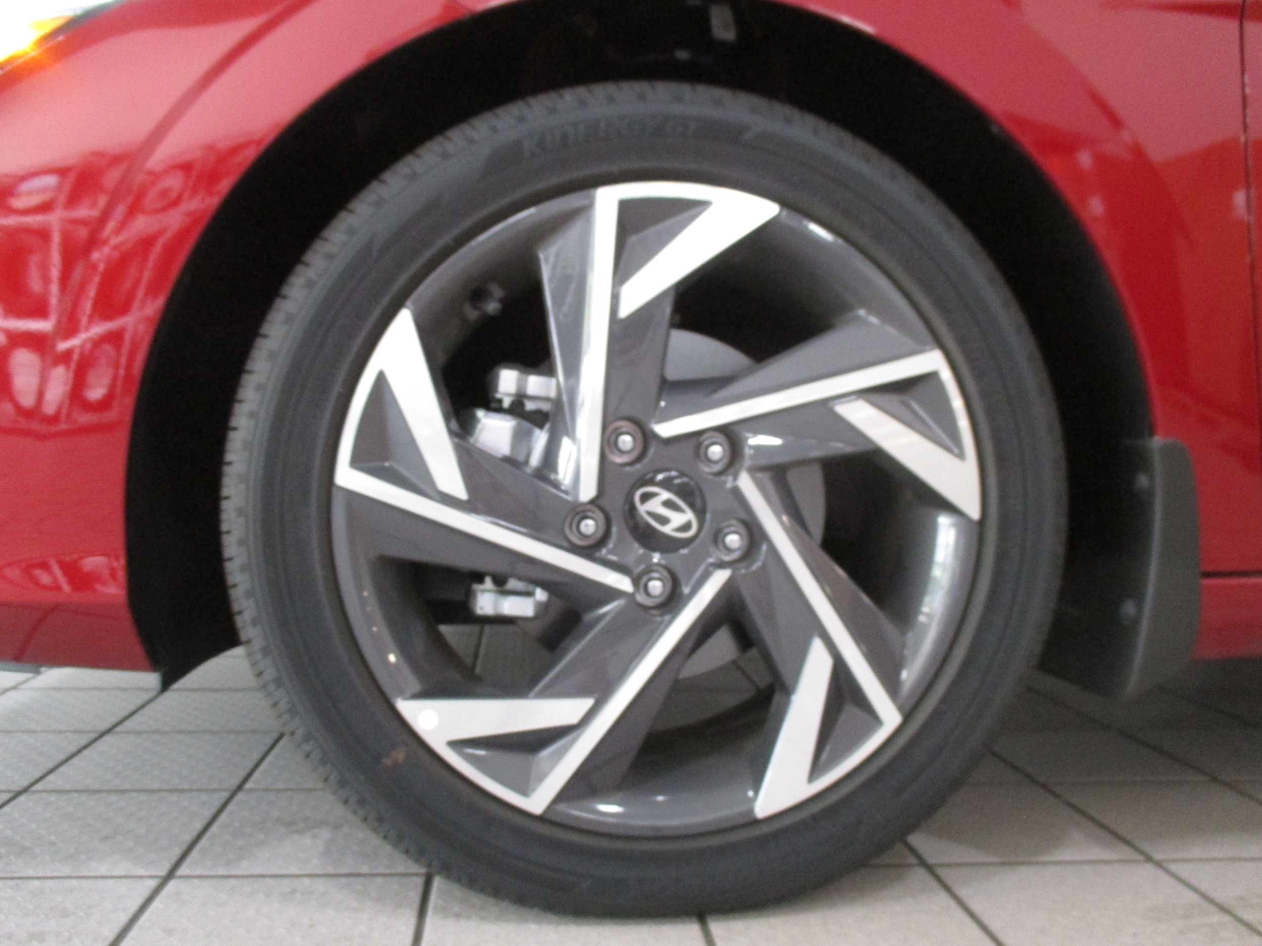 new 2025 Hyundai Elantra car, priced at $26,735