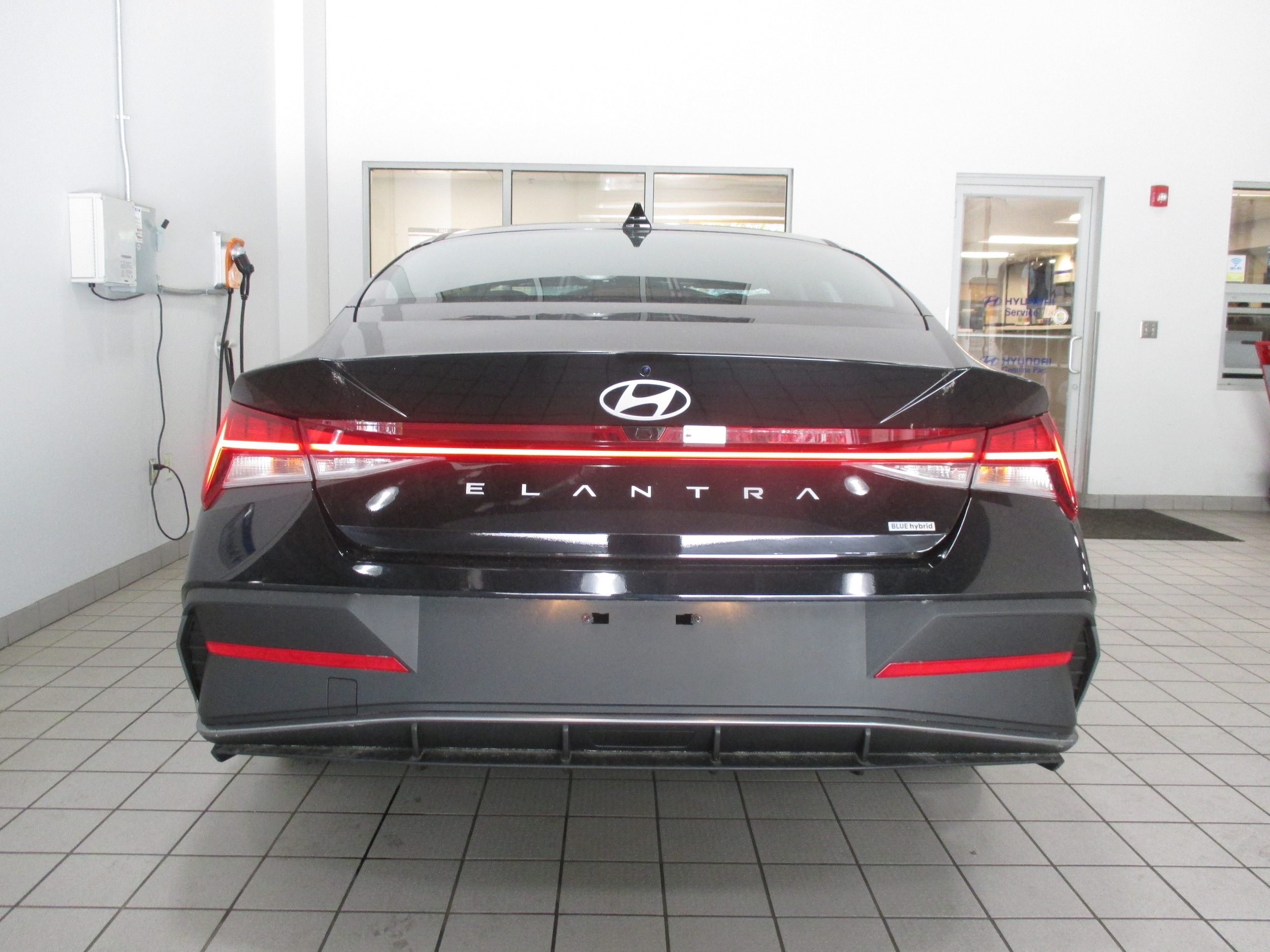 new 2025 Hyundai Elantra Hybrid car, priced at $24,850