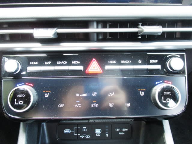 new 2025 Hyundai Santa Cruz car, priced at $39,980