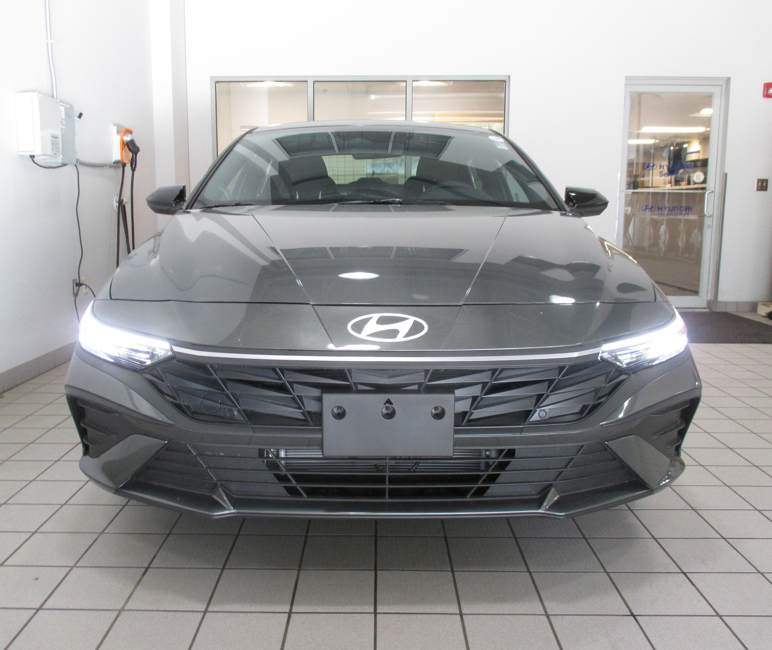 new 2025 Hyundai Elantra Hybrid car, priced at $26,855