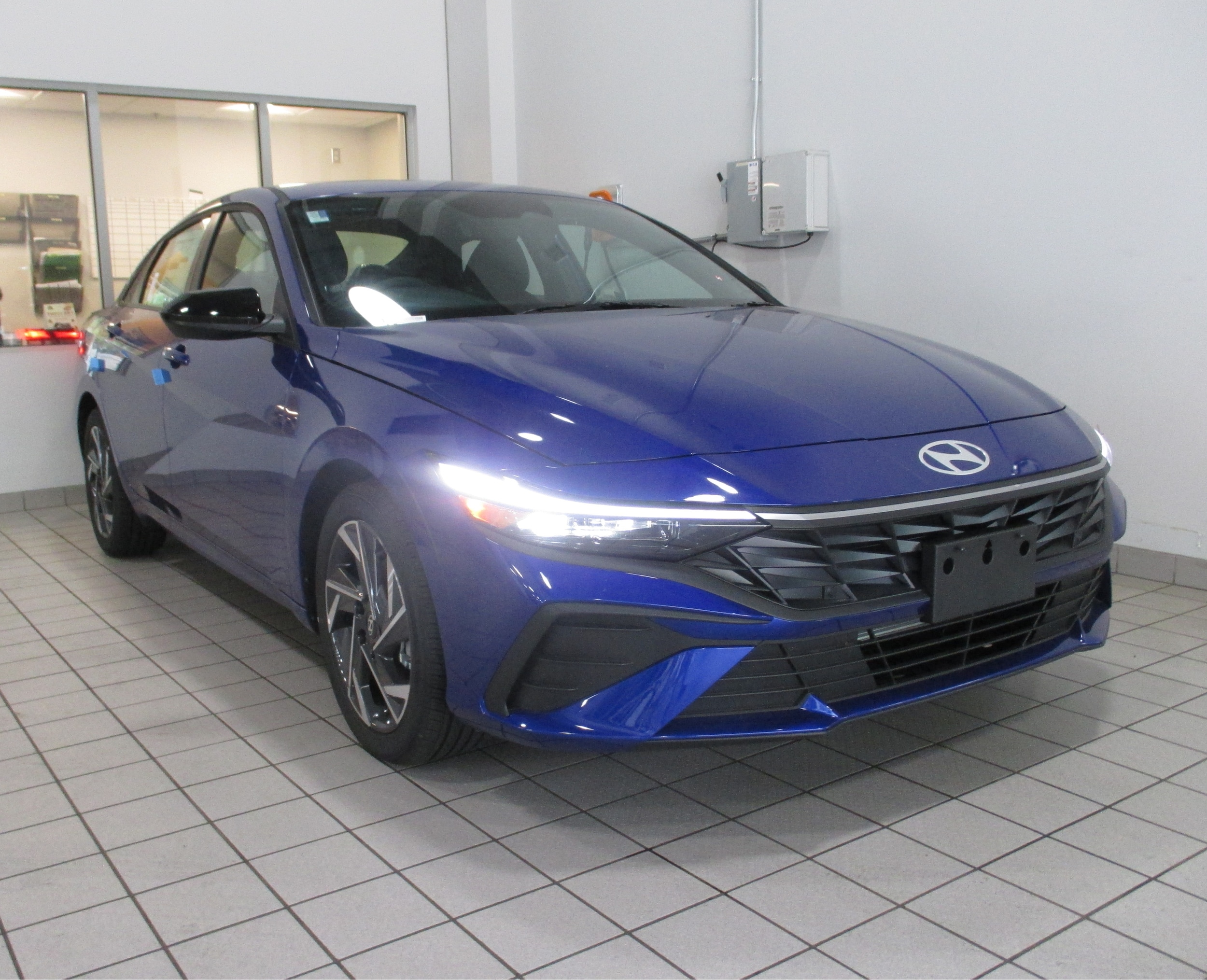 new 2025 Hyundai Elantra car, priced at $24,085